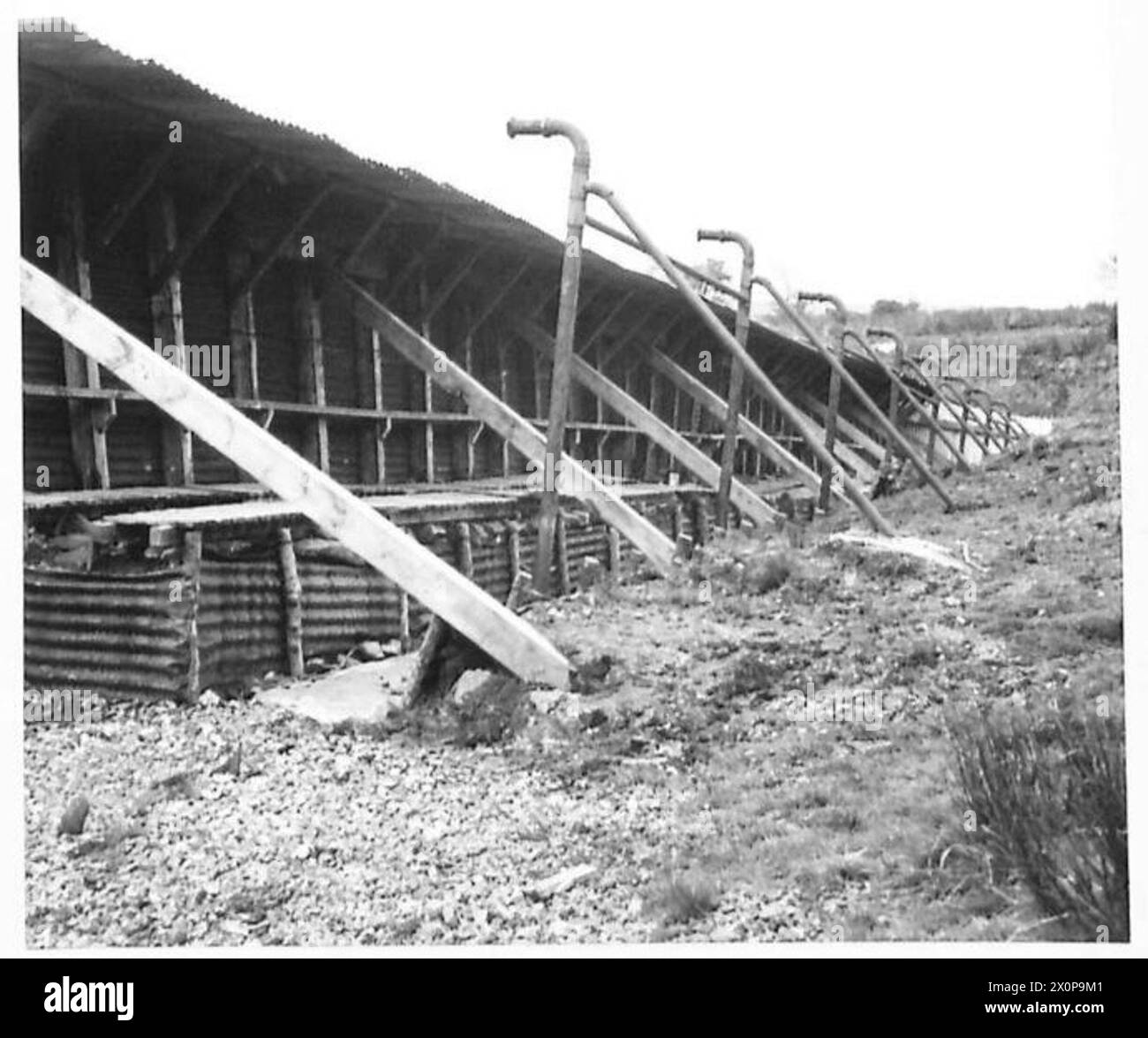Die Royal Engineers dokumentieren die Konstruktion der Gewehre in den Sperrin Mountains und zeigen Layout und Details. Stockfoto