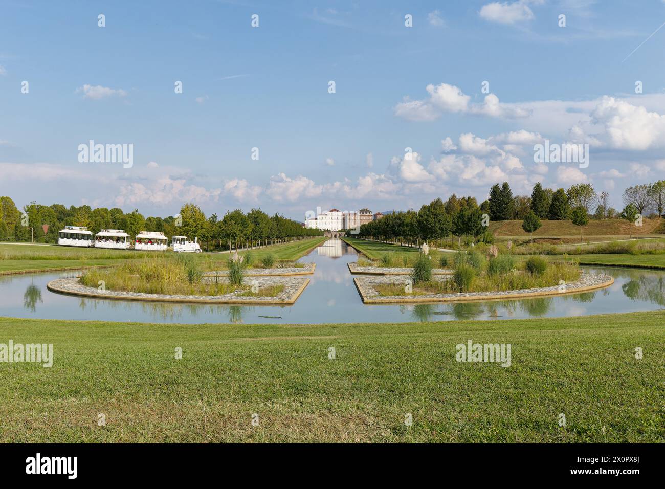 Blick auf den Garten des Königlichen Palastes von Venaria, Veranstaltungsort des G7-Ministertreffens zu Klima, Energie und Umwelt. Quelle: Alamy Stock Photo Stockfoto