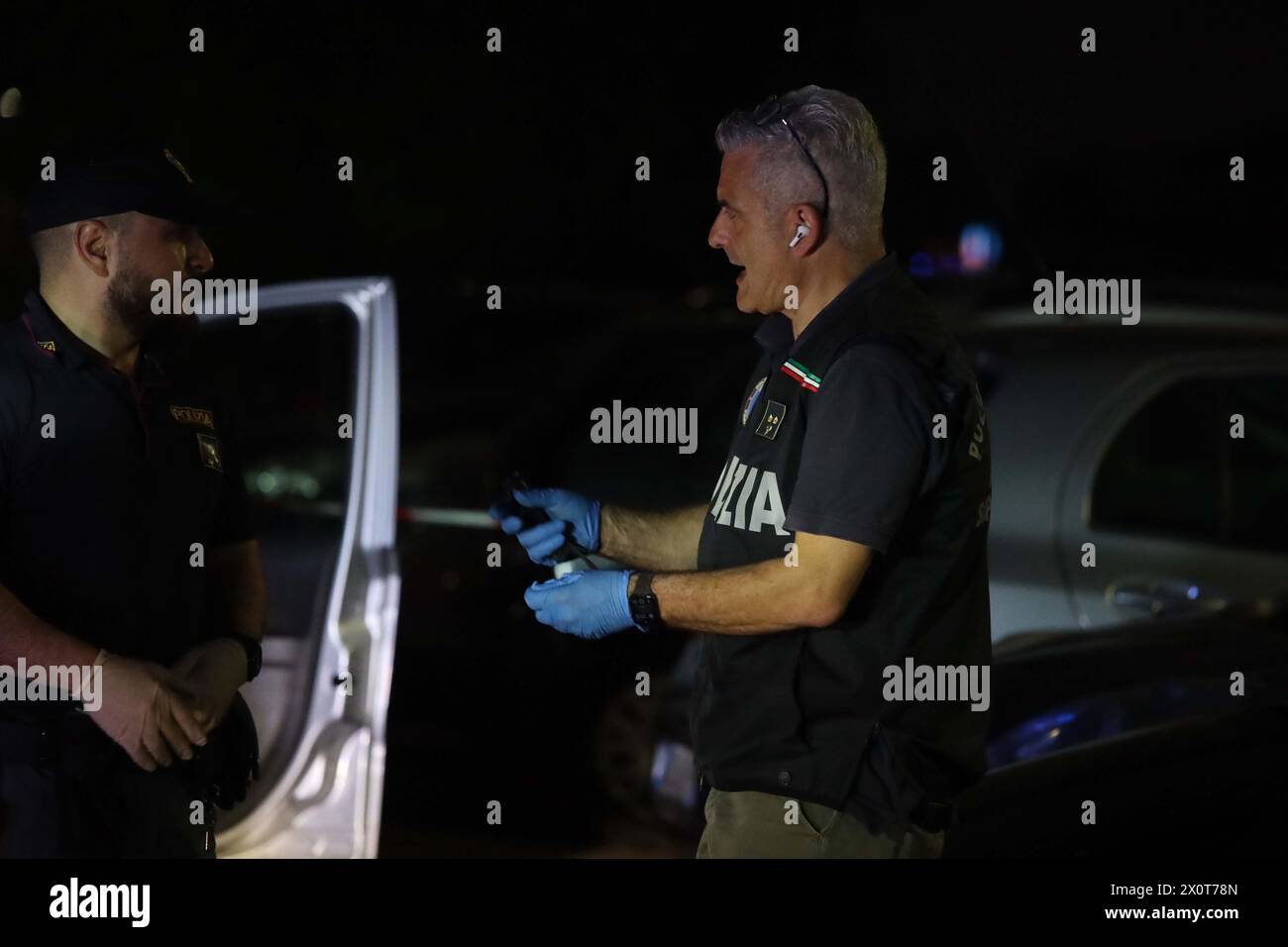 Brescia, Italien. April 2024. Foto Nelson Hasanpapy/LaPresse cronaca13 april 2024 Brescia sparatoria Via Corsica il sopralluogo della polizia Scientifica, Credit: LaPresse/Alamy Live News Stockfoto