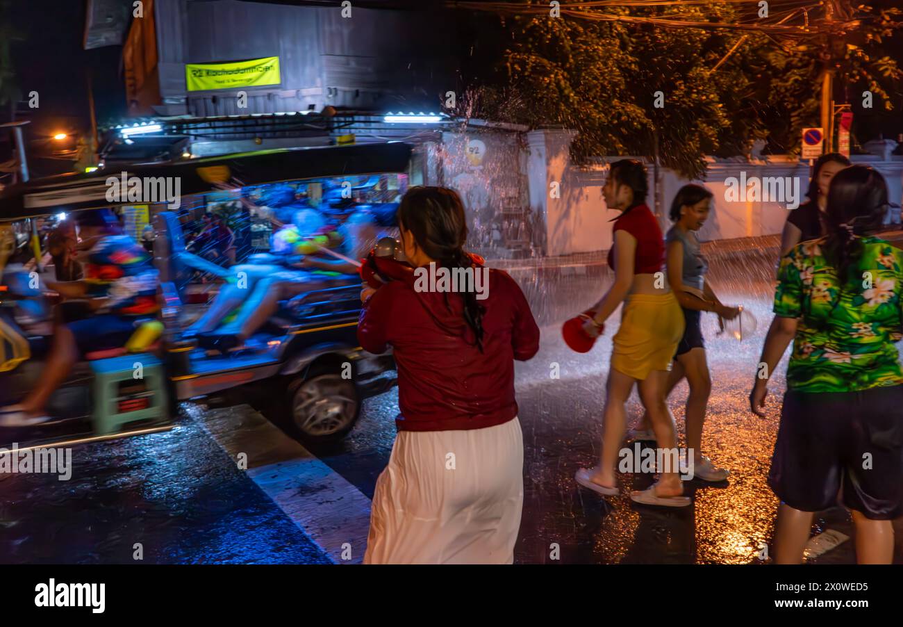 Songkram Thai Buddhist Neujahrsparade, Segen und Wasserschlachten in Chiang Mai, Thailand Stockfoto