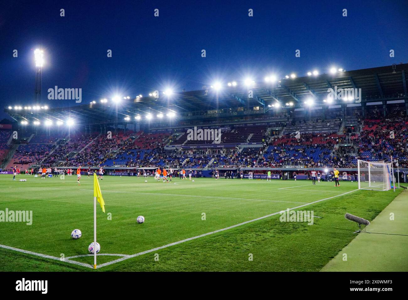 Dall'Ara Stadion während der italienischen Meisterschaft Serie A Fußballspiel zwischen Bologna FC und AC Monza am 13. April 2024 im Dall'Ara Stadion in Bologna, Italien - Credit: Luca Rossini/E-Mage/Alamy Live News Stockfoto