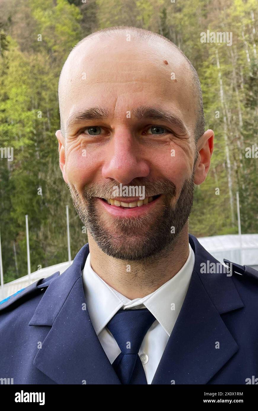 Berchtesgaden, Oberbayern. Sportlerehrung der Bundespolizeischule. Foto: Pius Paschke, deutscher Skispringer. Bei den Nordischen Skiweltmeisterschaften 2021 in Oberstdorf wurde er Weltmeister im Team *** Berchtesgaden, Oberbayern Sportpreisverleihung der Bundespolizeischule Foto Pius Paschke, deutscher Skispringer bei der Nordischen Skiweltmeisterschaft 2021 in Oberstdorf, wurde er Weltmeister im Team Stockfoto