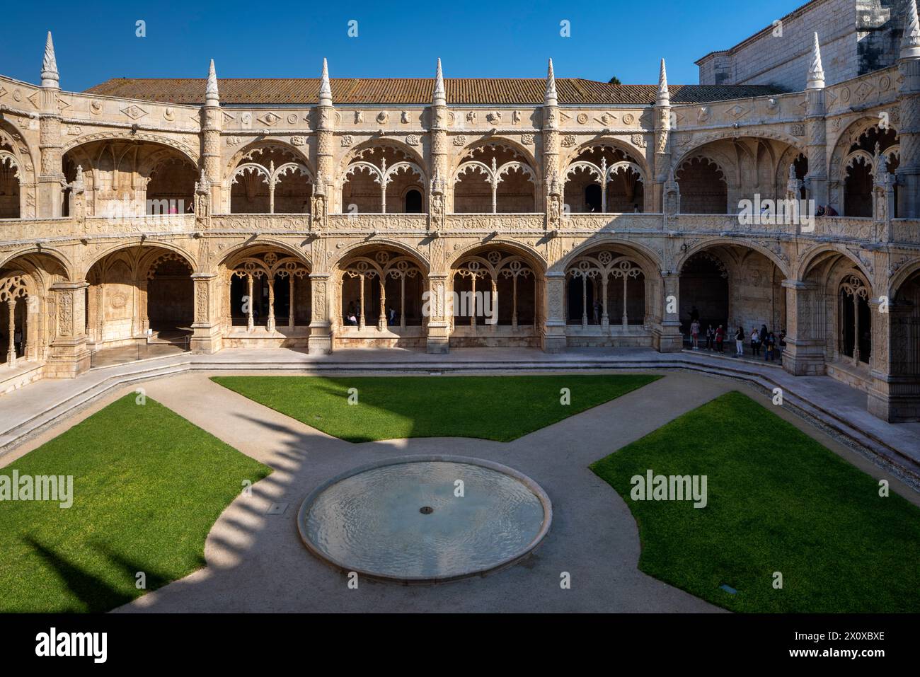 Lissabon, Stadtteil Belem, Mosteiro dos Jerónimos, Hieronimuskloster, Kreuzgang Stockfoto