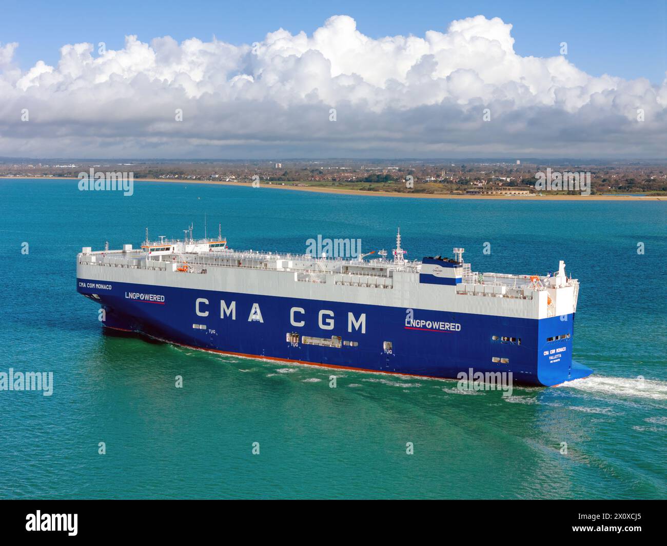 CMA CGM Monaco ist einer von vier mit LNG betriebenen Autotransportern, die von der Eastern Pacific Shipping of Singapore chartern. Stockfoto