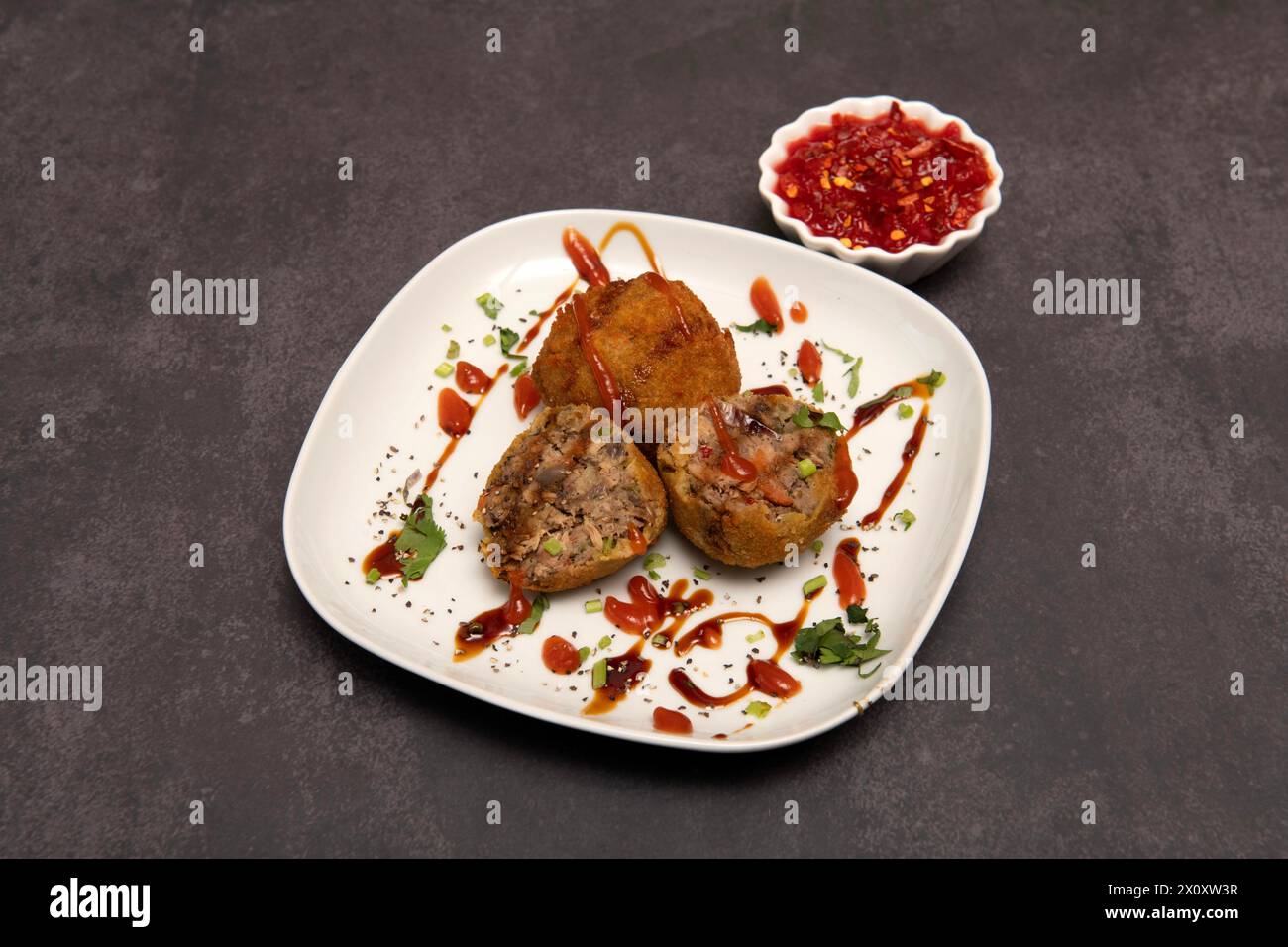 Srilankische Küche. Lamprais Stockfoto