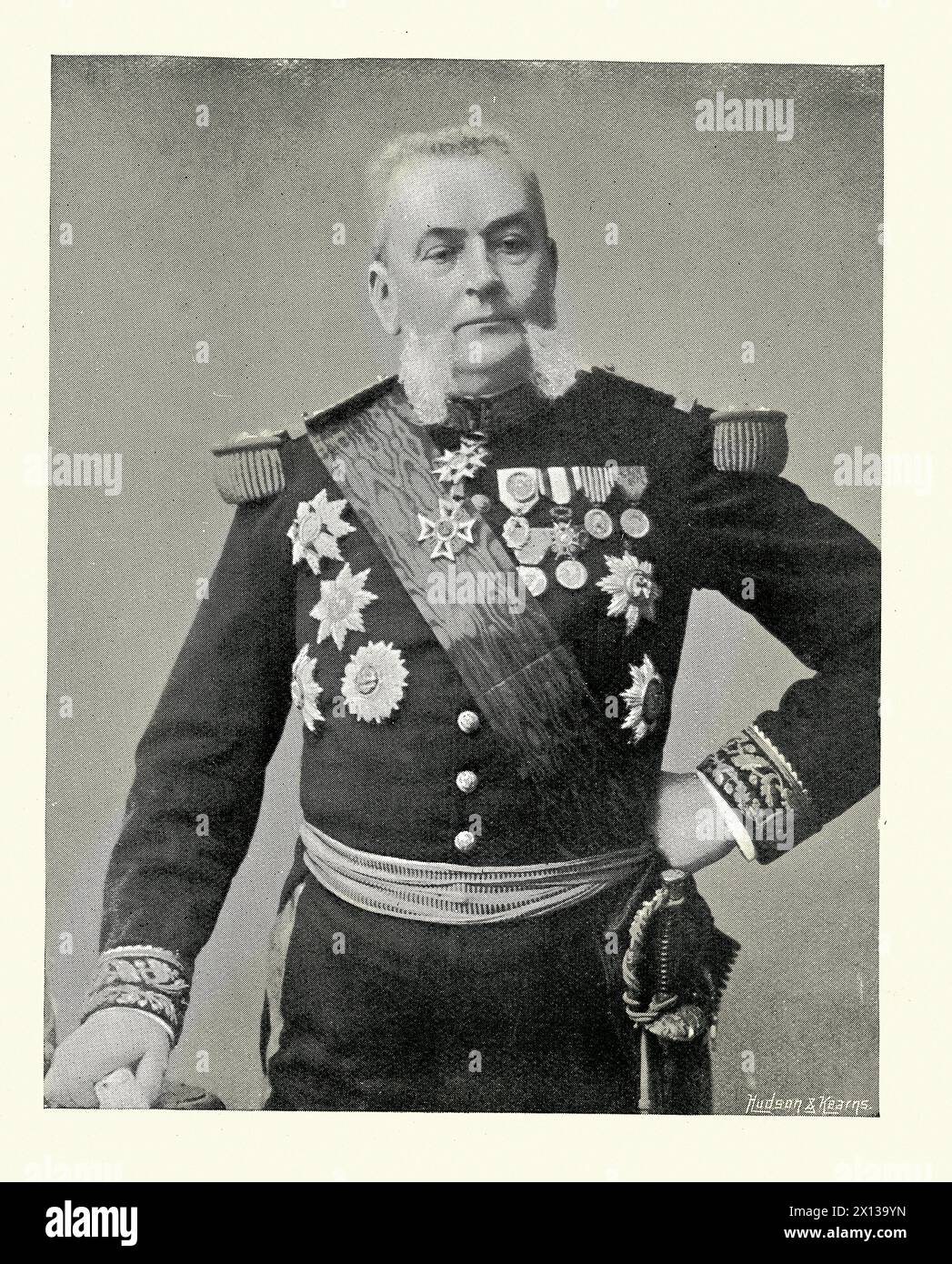Vintage-Bild Gustave Besnard, ein französischer Marineadmiral und Ministre de la Marine, viktorianische Militärgeschichte, 1890er Jahre 19. Jahrhundert Stockfoto