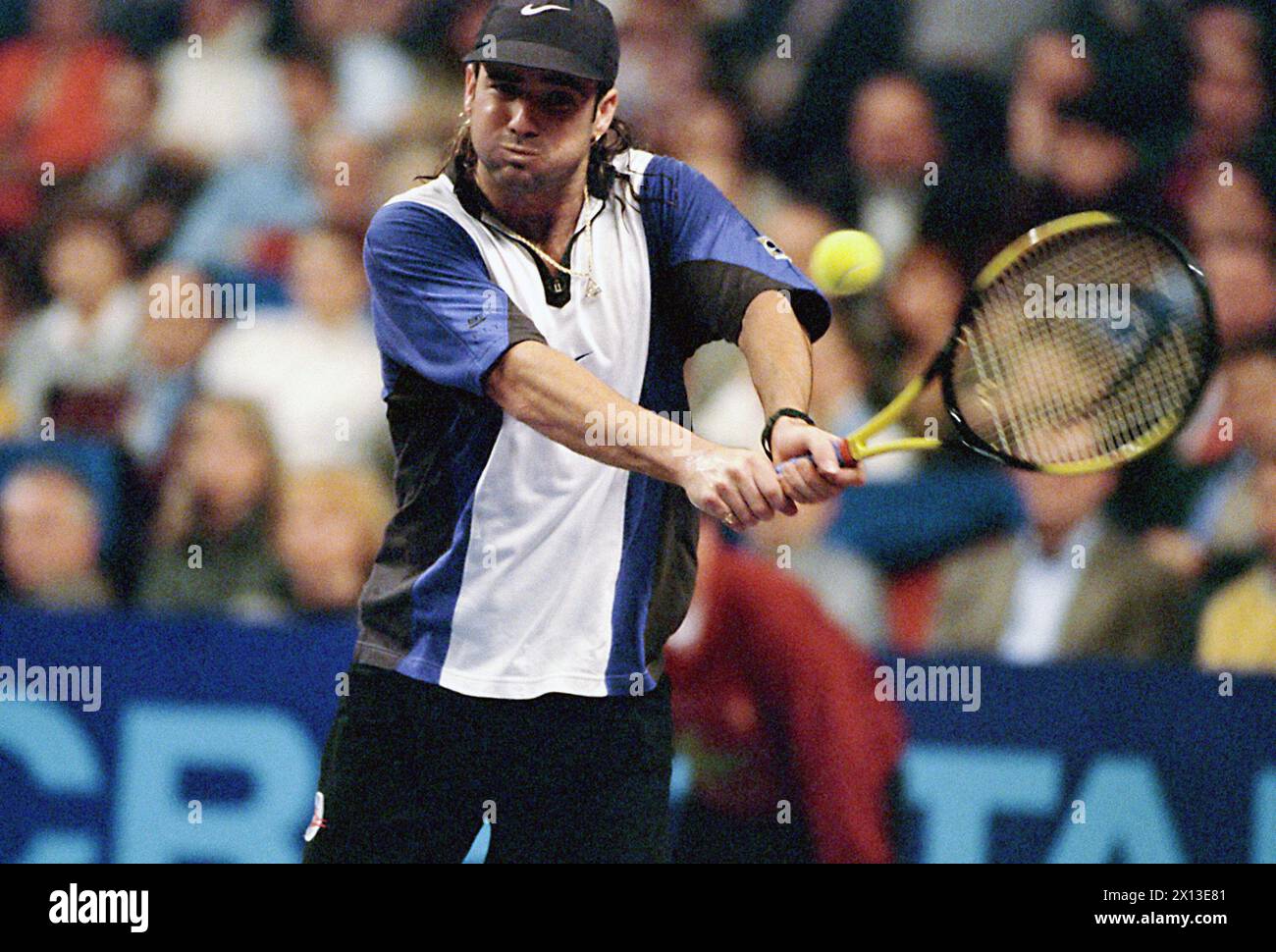 Wien - CA Tennis Trophy am 23. Oktober 1994 gewinnt Andre Agassi (USA) das Finale. - 19941023 PD0004 - Rechteinfo: Rechte verwaltet (RM) Stockfoto