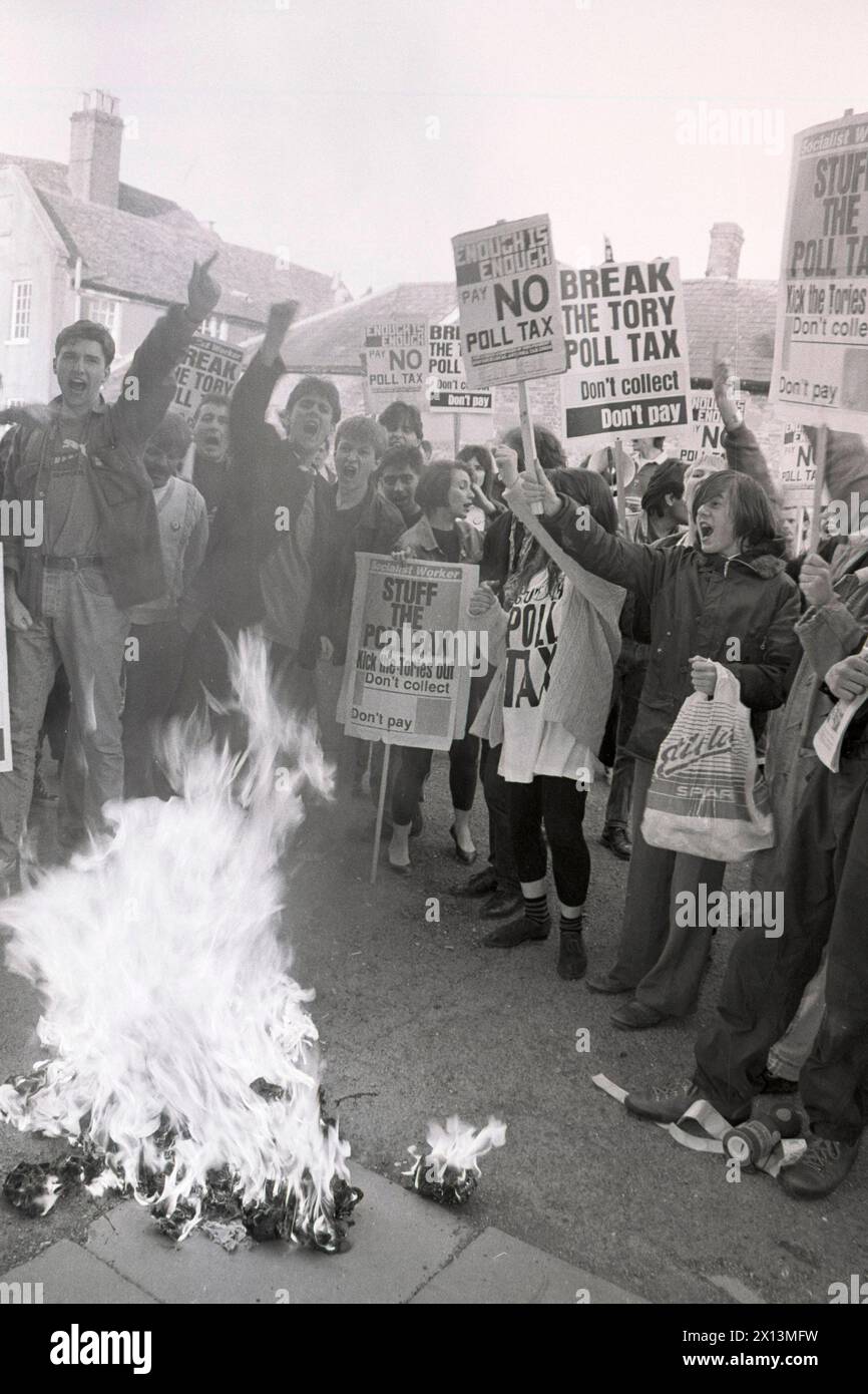 Demo zur Besteuerung in Wilton Nr Salisbury UK 1990 Stockfoto