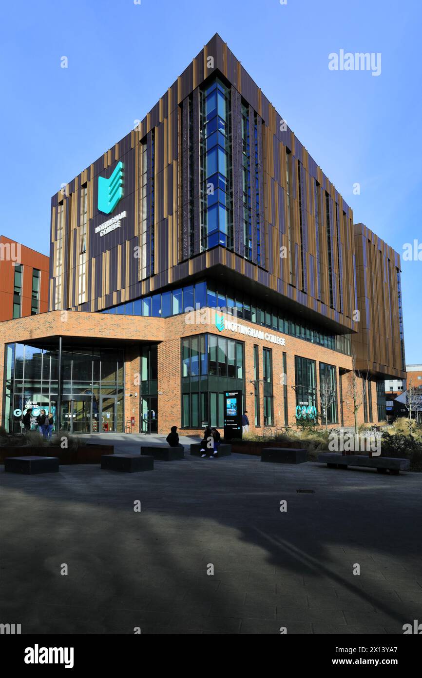 Blick auf das Nottingham College, Nottingham Stadtzentrum; Nottinghamshire; England; Großbritannien Stockfoto