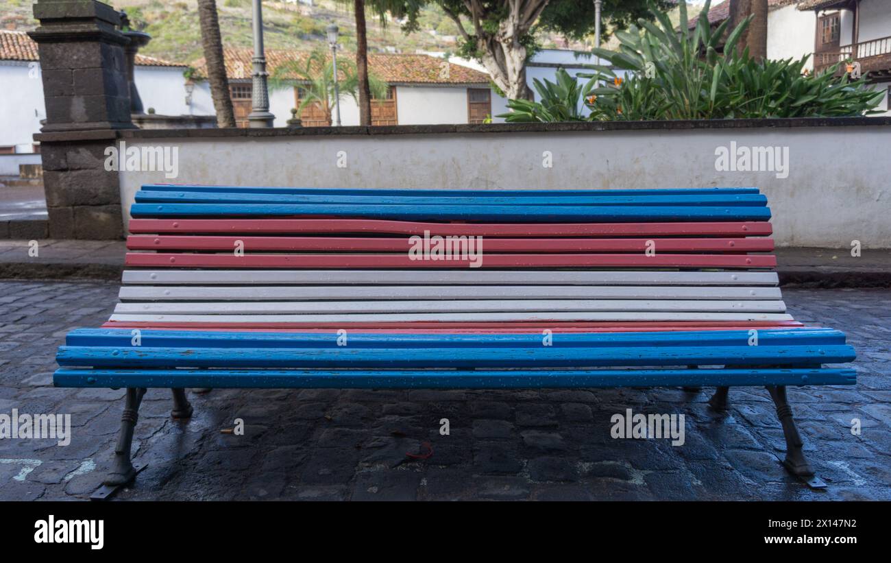 Farbenfrohe, inklusive, emblematische öffentliche Sitzplätze Stockfoto