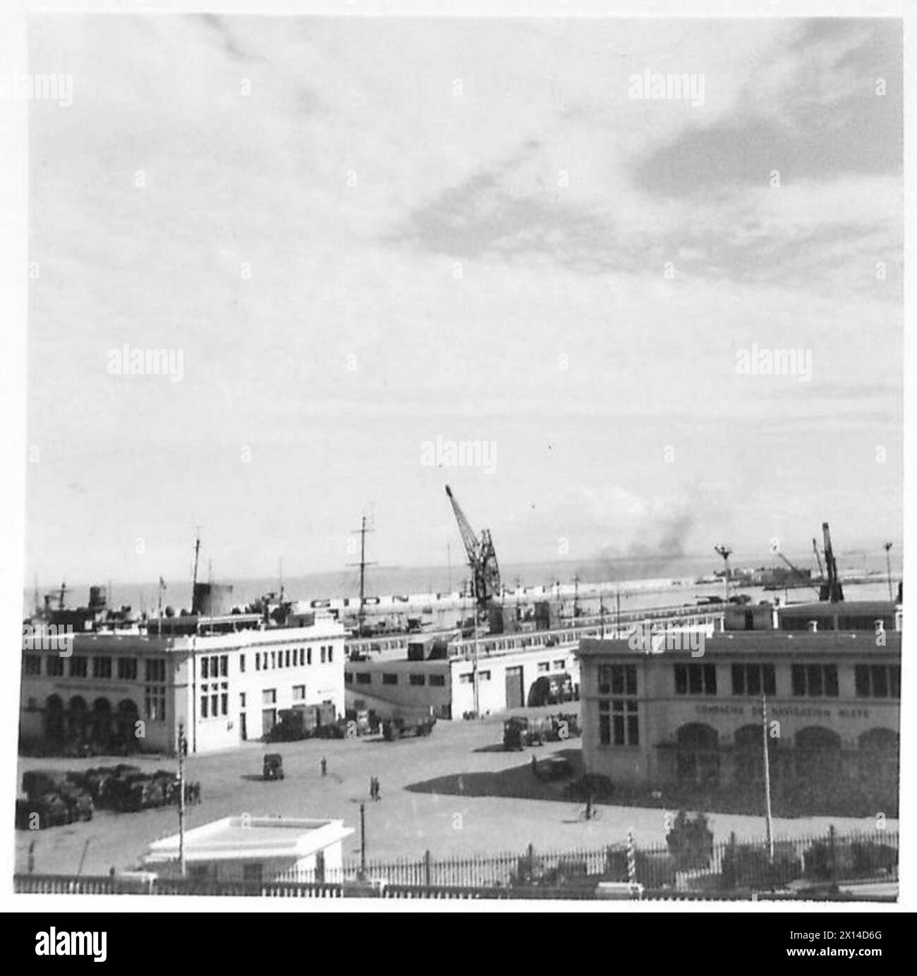 DIE OPERATION FACKEL, NOVEMBER 1942 – Allgemeine Ansicht der Docks im von Alliierten besetzten Algier, 16. November 1942 Royal Navy, US Navy Stockfoto