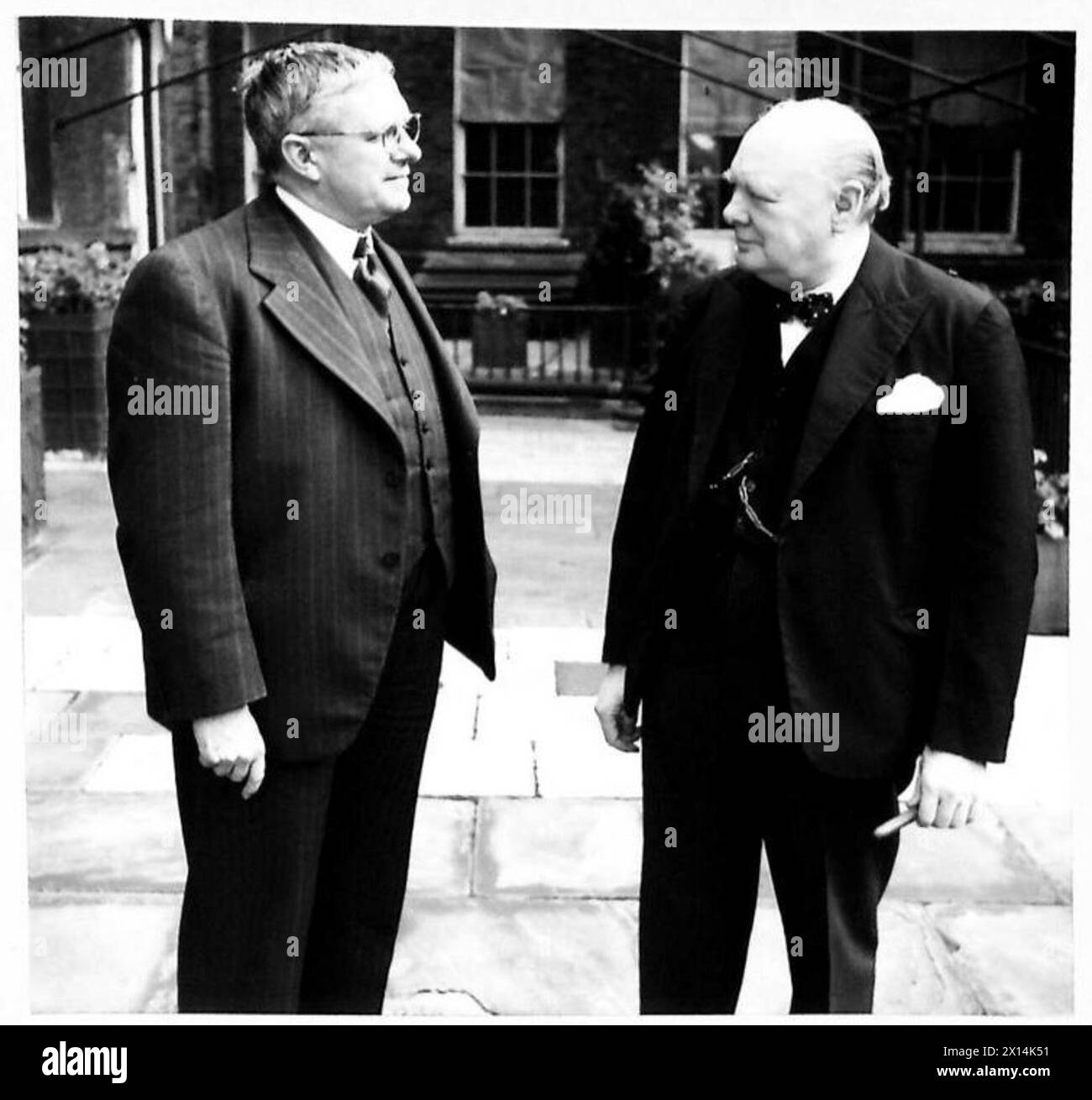 DER PREMIERMINISTER UND DER DR. EVATT - Mr. Winston Churchill und Dr. Evatt British Army Stockfoto