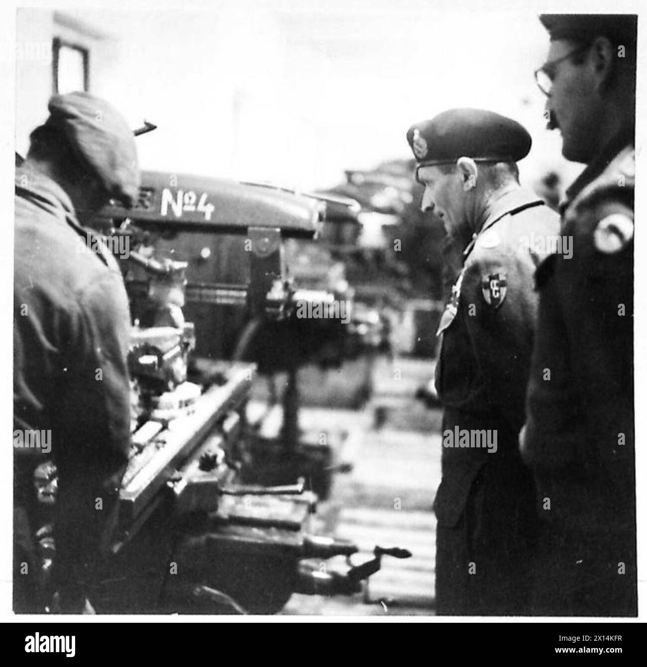 Der Oberbefehlshaber besucht die 30 Corps Trade School im Hauptquartier der britischen Rheinarmee. Stockfoto