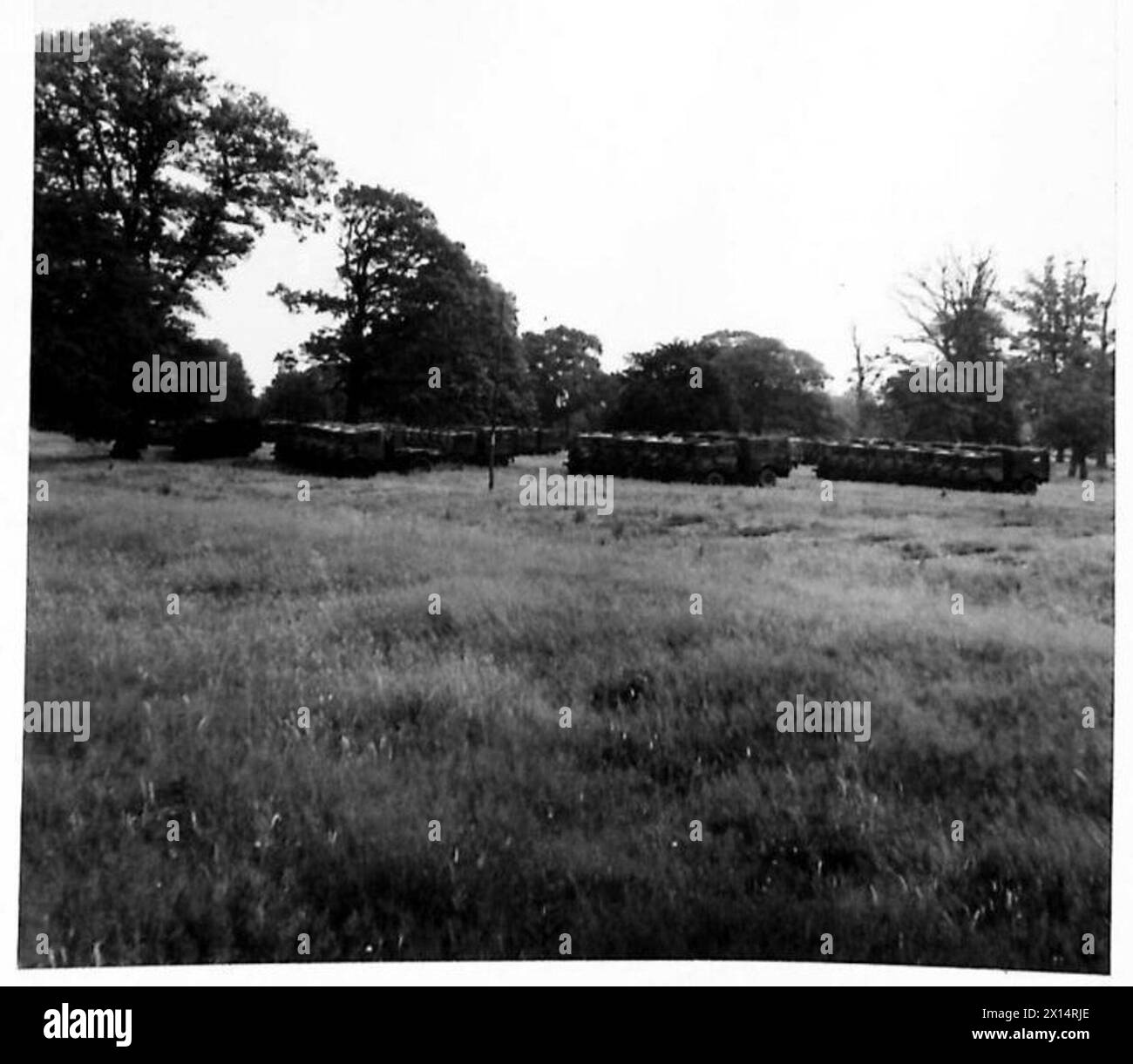 Das Personal der British Army von W.S.7[c] führt einen Spezialeinsatz durch, an dem ein 15-cwt G.S.-Fahrzeug beteiligt ist. Stockfoto