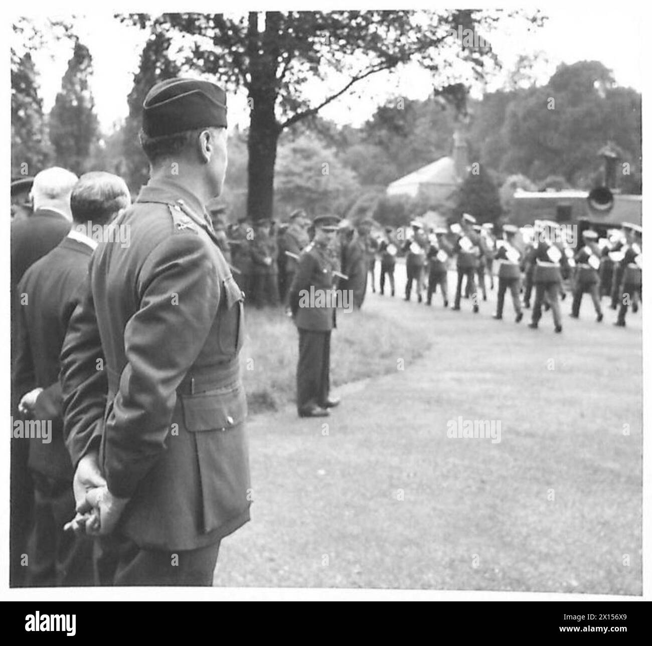 R.A.S.C. - der D.S.T. beobachtet die R.A.S.C.Band, die die march British Army spielt Stockfoto