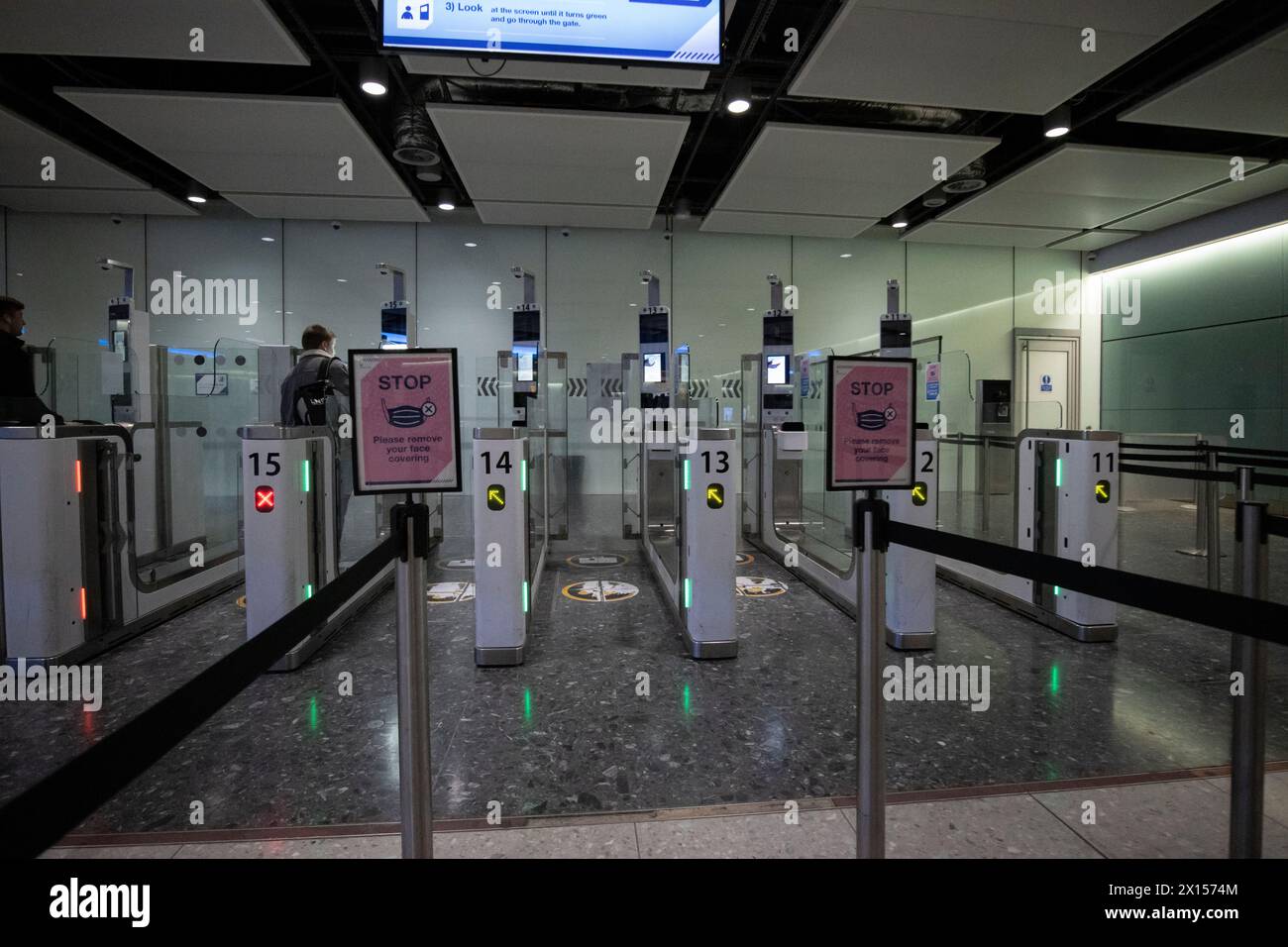Grenzzugang nach Großbritannien am Heathrow Terminal 2, England, London, Großbritannien Stockfoto