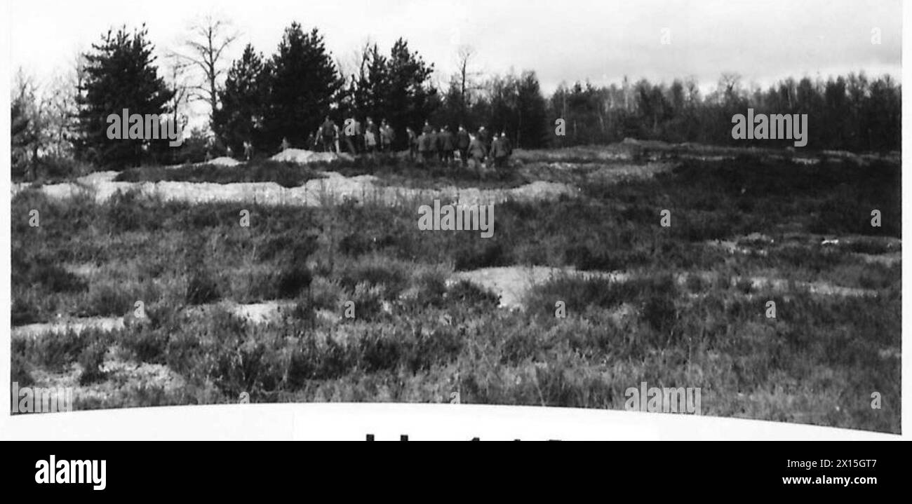 Kadetten in Camberley trainieren in einer ländlichen Gegend in der Nähe des Colleges und nehmen an Feldübungen teil. Stockfoto