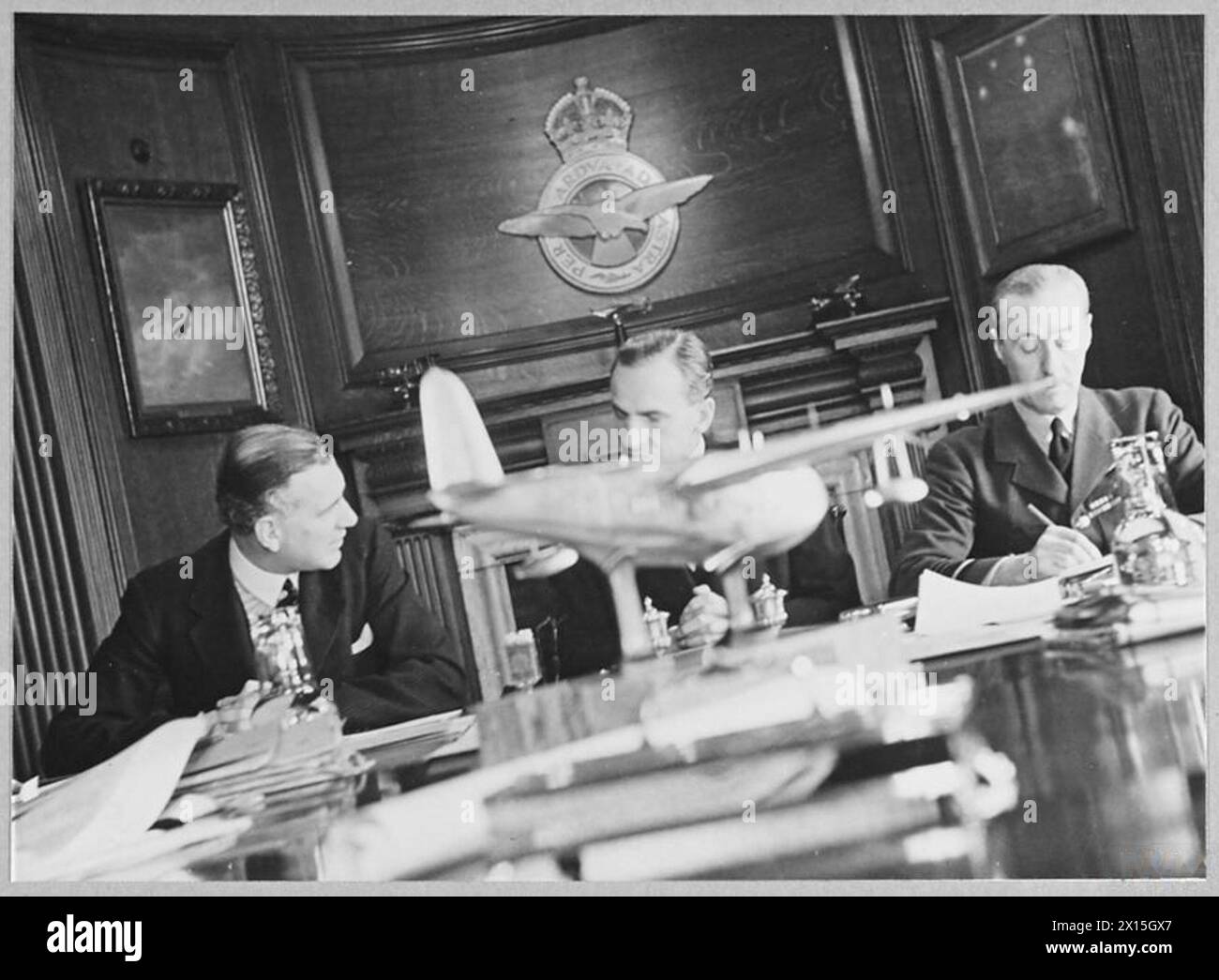 THE AIR COUNCIL - [siehe CH.966 für Details der Caption] Balfour, Sinclair, Newall Royal Air Force Stockfoto