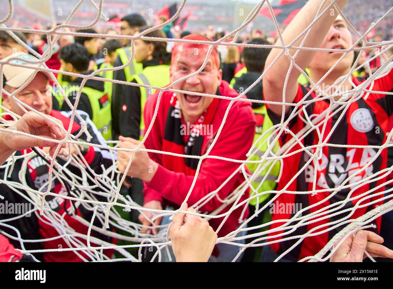 Feier Meisterschaft nach dem Spiel BAYER 04 LEVERKUSEN - SV WERDER BREMEN 4-0 am 14. April 2024 in Leverkusen. Saison 2023/2024, 1.Bundesliga, Spieltag 29, 29.Spieltag © Peter Schatz / Alamy Live News - DFL-VORSCHRIFTEN VERBIETEN DIE VERWENDUNG VON FOTOGRAFIEN als BILDSEQUENZEN und/oder QUASI-VIDEO - Stockfoto