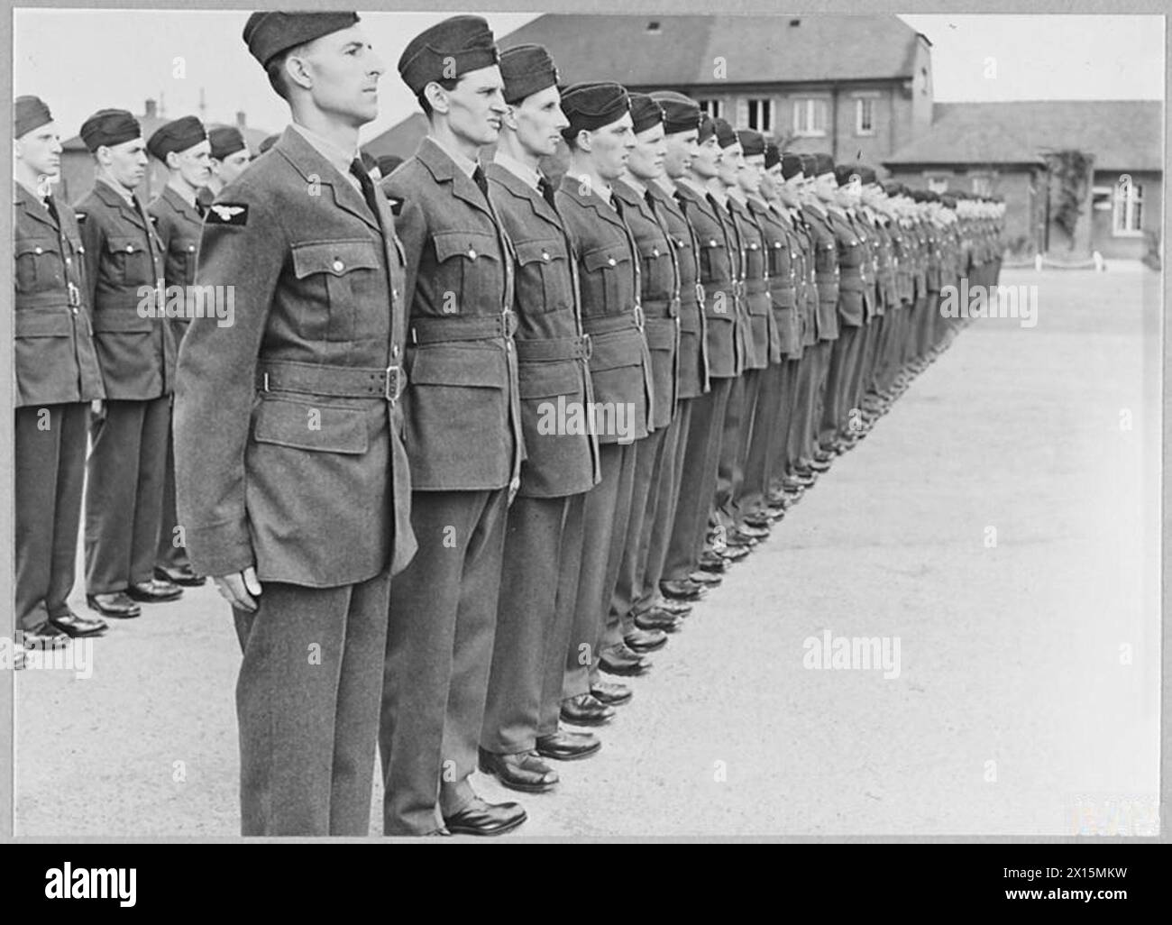 R.A.F. FREIWILLIGER RESERVE - Bohren der Royal Air Force Stockfoto