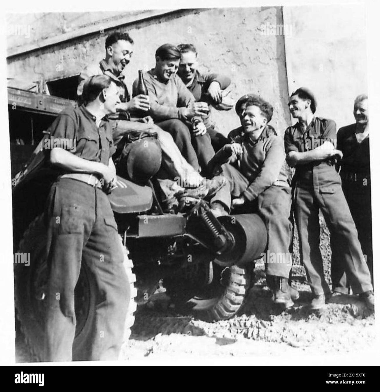 Mitglieder der 1. R.H.A. feiern GNR. David Henry Lewis M.M. verließ seine Einheit nach fünf Jahren Dienst, darunter vier britische Armee im Ausland. Stockfoto