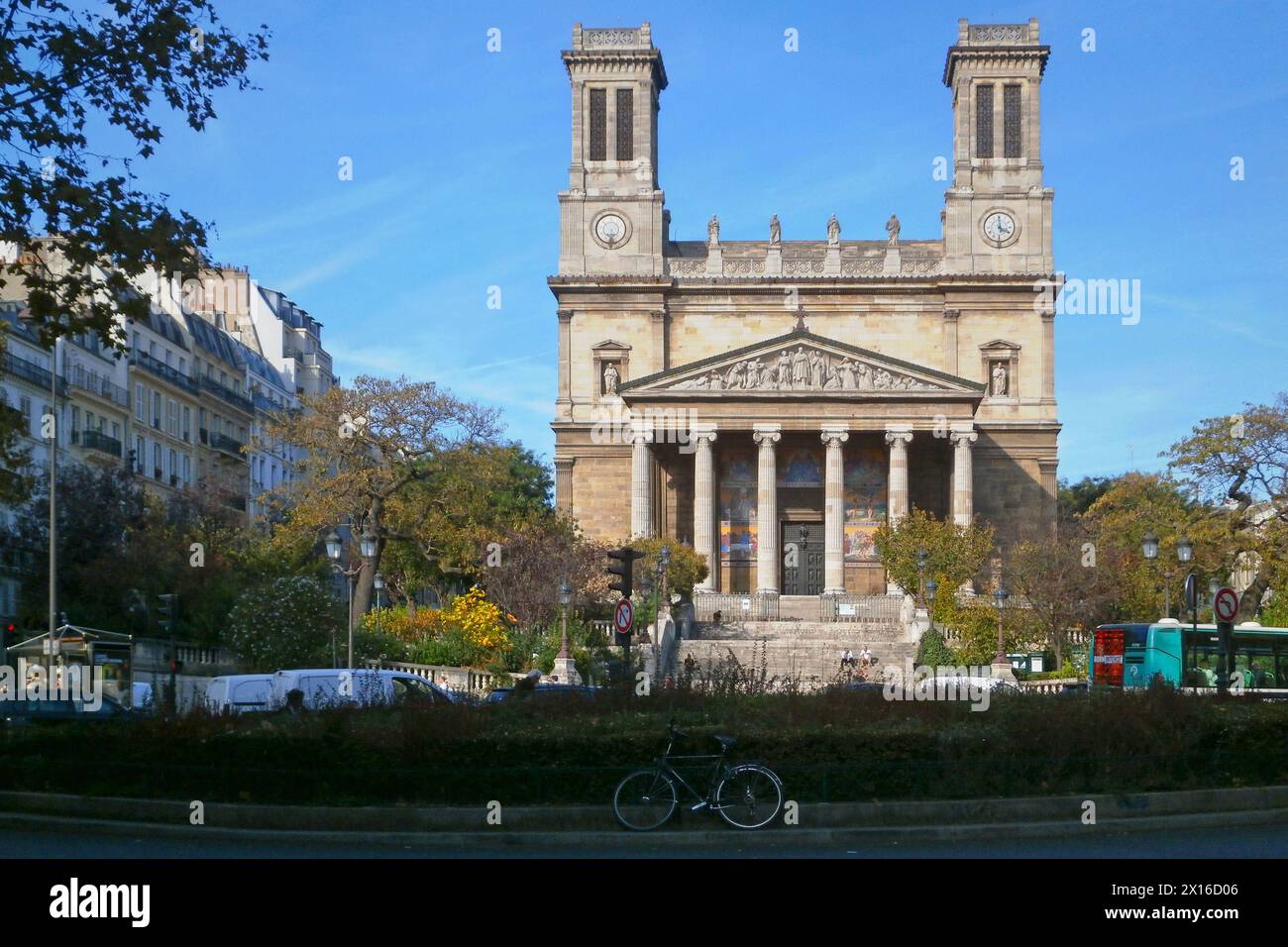 Paris, Frankreich - 16. Oktober 2018: Die Kirche Saint-Vincent-de-Paul (französisch: Eglise Saint-Vincent-de-Paul) ist eine Kirche im 10. Arrondissement Stockfoto