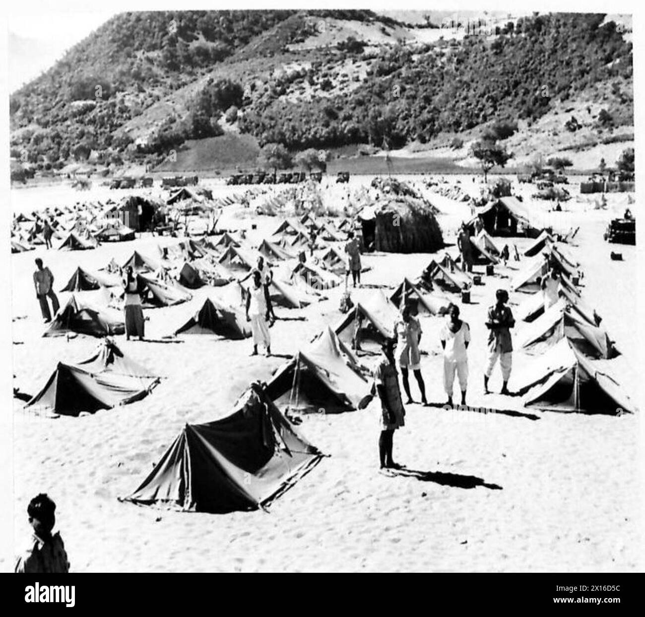 EIN INDISCHES JODHPUR SARDOR-INFANTERIEREGIMENT IN NORDAFRIKA - Eine allgemeine Sicht auf das Lager auf der Küste der Britischen Armee Stockfoto