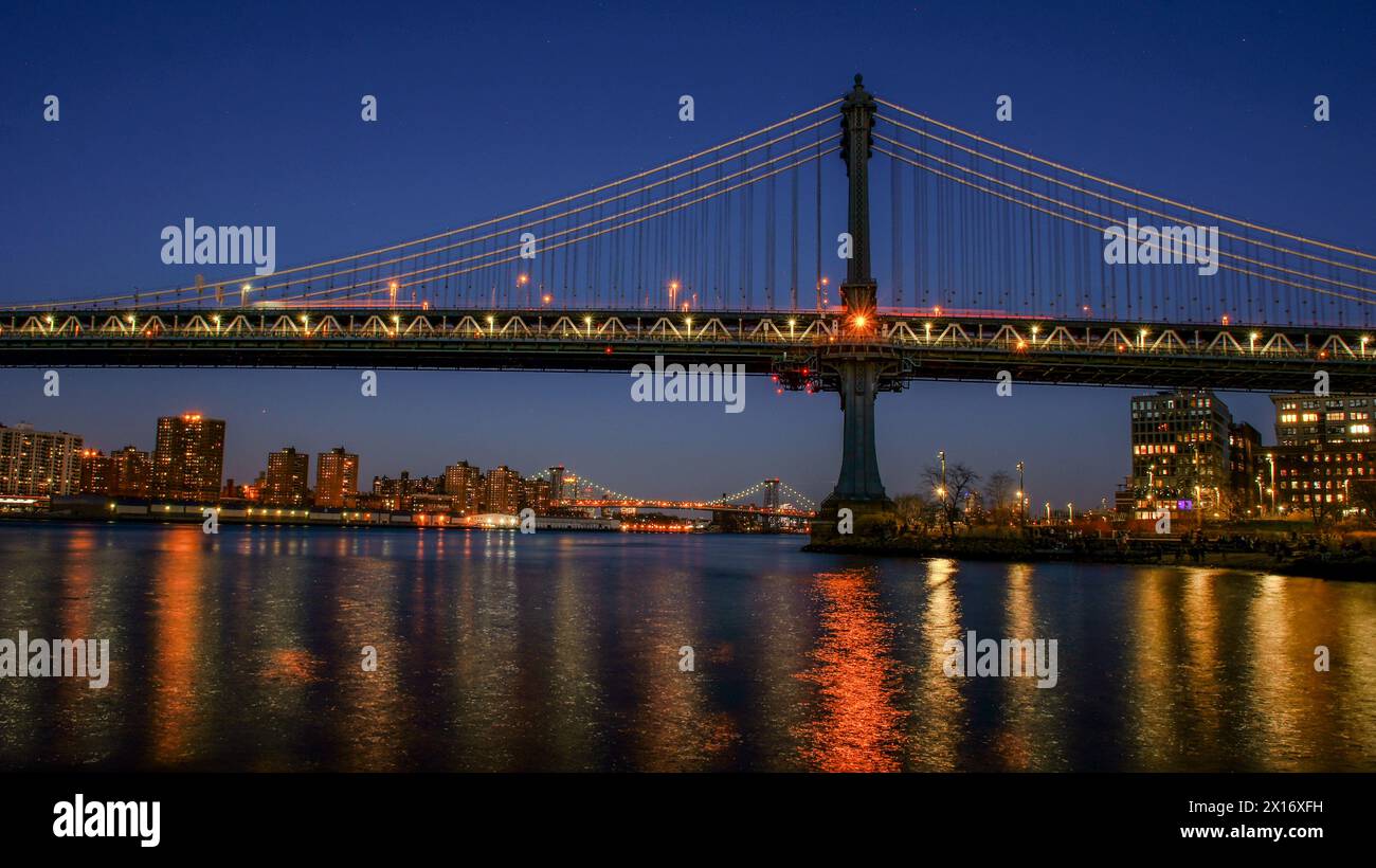 Abendlicher Blick auf die Manhatten-Brücke. Stockfoto