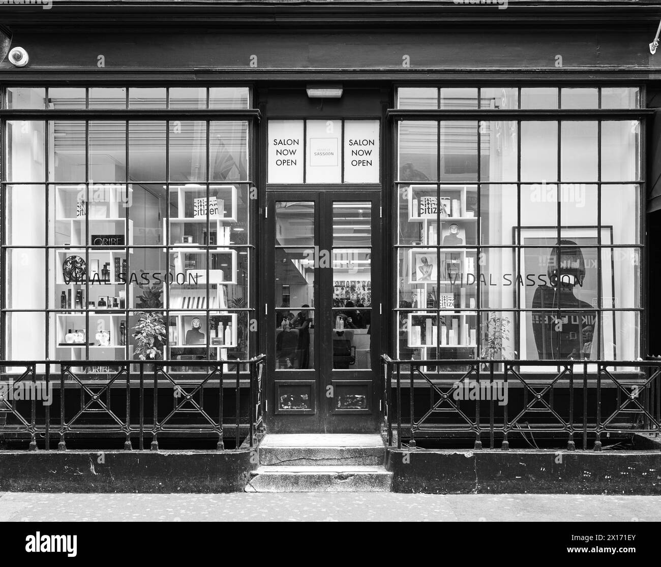 Friseursalon Vidal Sassoon, Soho, London. Stockfoto