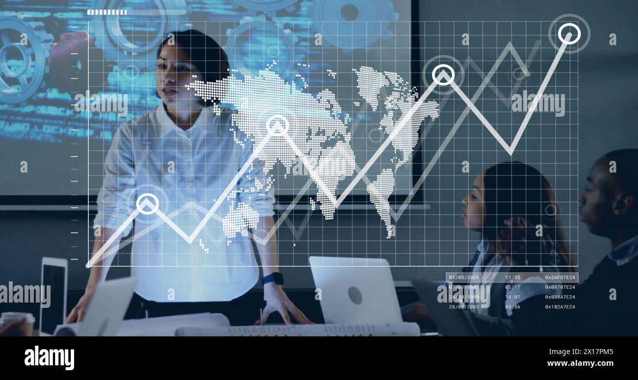 Bild von Datenverarbeitung und Statistiken über verschiedene Geschäftsleute im Büro Stockfoto