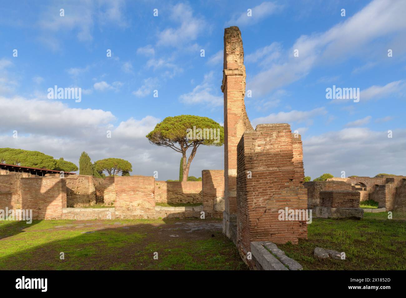 Ostia Antica. Ruinen der antiken römischen Stadt und des Hafens. Rom, Latium, Italien Stockfoto