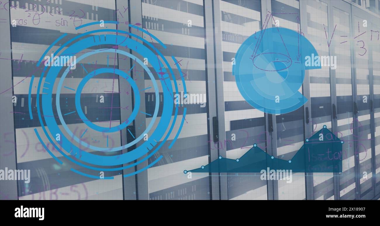 Bild der digitalen Datenverarbeitung über dem Serverraum Stockfoto