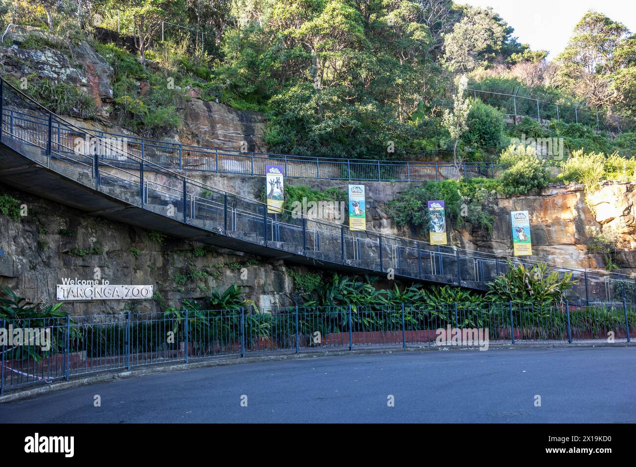 Willkommen im Taronga Zoo, Rampe Zugang zu Sydneys berühmtem Zoo am unteren Nordufer in Mosman, Australien Stockfoto