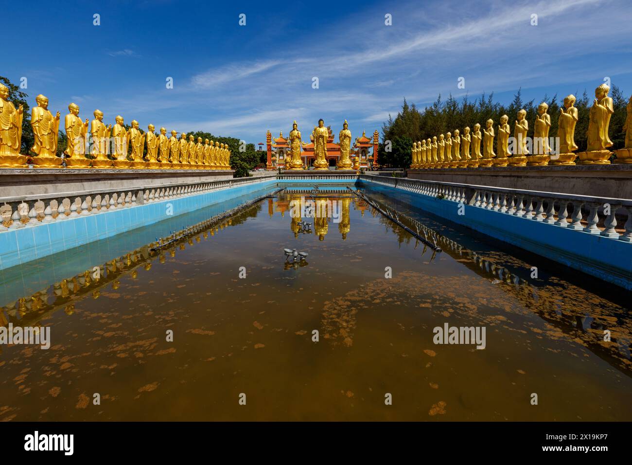 Der Chua Binh Nhon Tempel in Mui ne in Vietnam Stockfoto