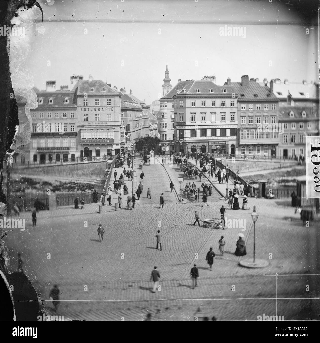 Wien 1, Ferdinandsbruecke (Ferdinandsbrücke), Frontalansicht von höherer Position über die Brücke mit Sichtsystem in der Taborstraße (Taborstraße), 1875 - 18750101 PD3524 - Rechteinfo: Rights Managed (RM) Stockfoto