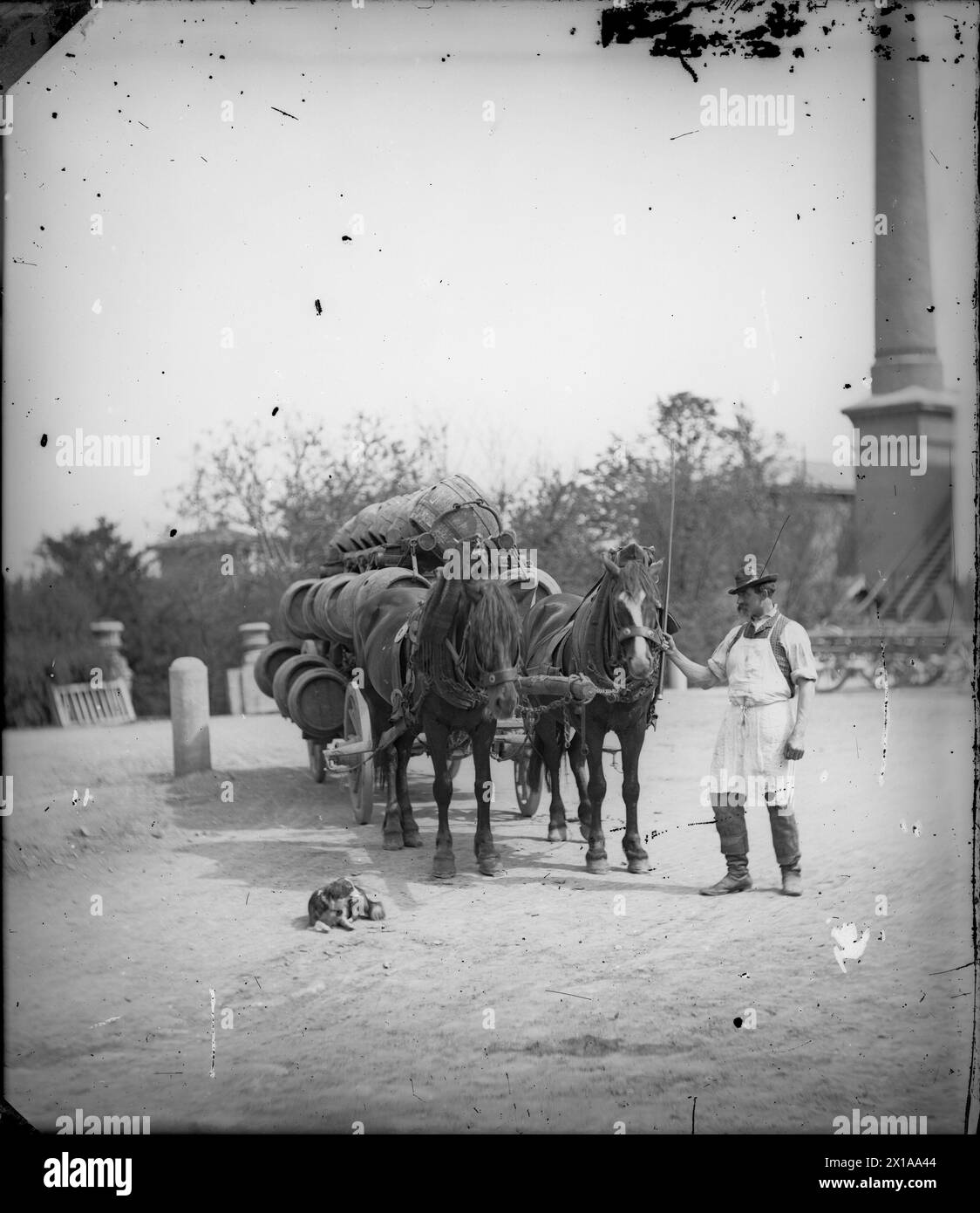 Brauerschublade, Auto mit Kutsche und zwei Pferden. Kontingent Genremalerei aus dem Salzkammergut, 1875 - 18750101 PD3677 - Rechteinfo: Rights Managed (RM) Stockfoto