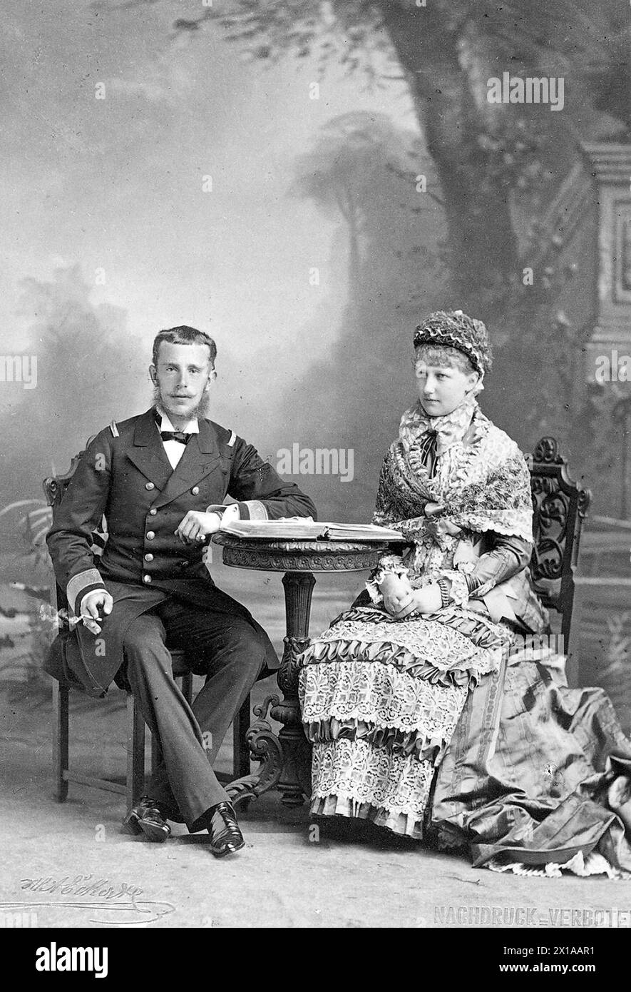 Rudolf, Kronprinz von Österreich, zusammen mit Kronprinzessin Stephanie., 1882 - 18820101 PD0241 - Rechteinfo: Rights Managed (RM) Stockfoto