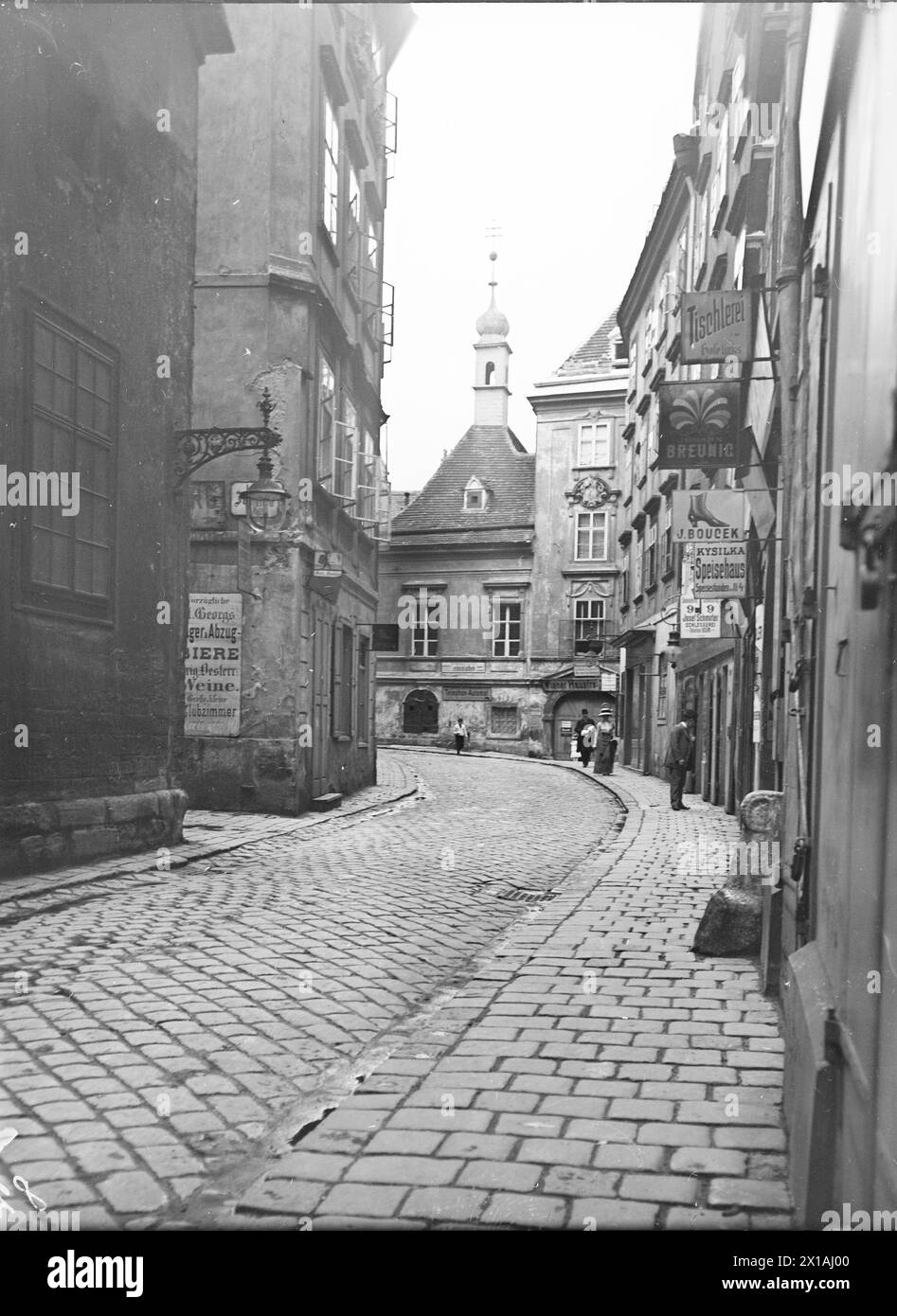 Wien 1, Schönlaterngasse, Blick in Richtung Heiligenkreuzerhof, 22.07.1910 - 19100722 PD0007 - Rechteinfo: Rights Managed (RM) Stockfoto