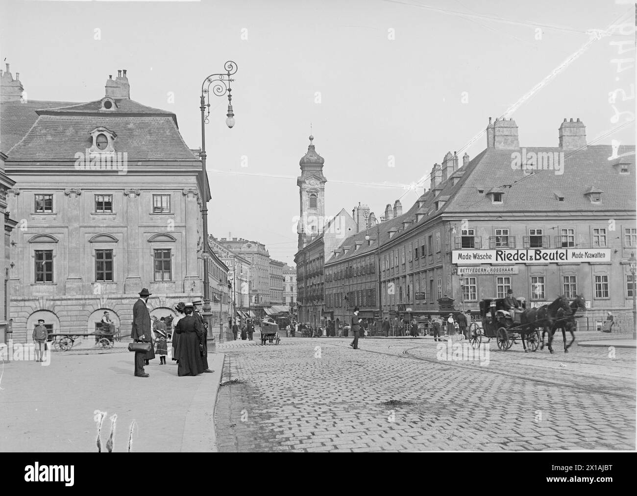 Wien 3, Landstrasser Hauptstraße, Blick auf das Elisabethinerhaus, links das alte Behindertenheim, 14.07.1911 - 19110714 PD0007 - Rechteinfo: Rights Managed (RM) Stockfoto