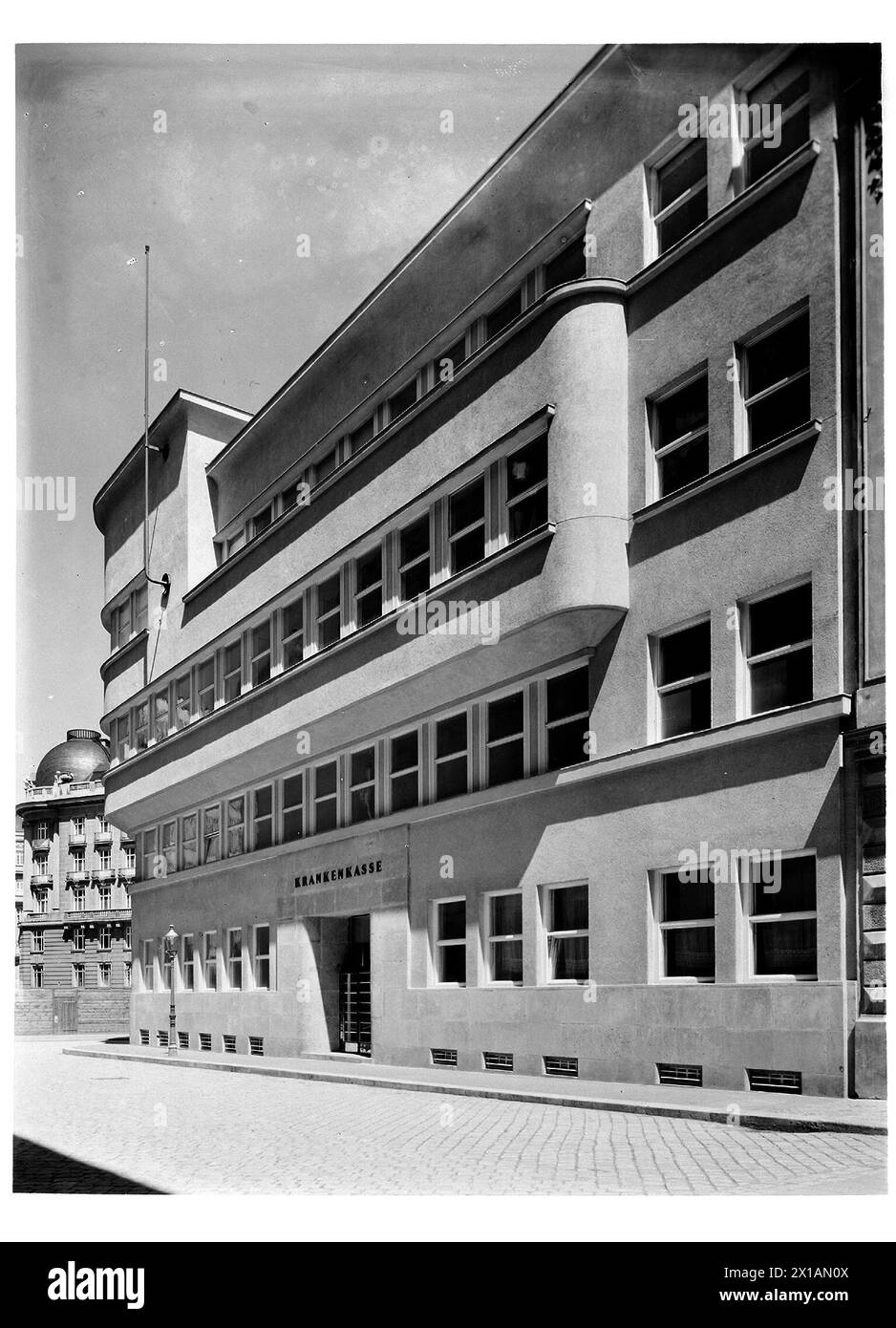 Wien 3, Strohgasse (Stroh Alley) 28, Gesundheitsorganisation für Arbeiter der Handelsgemeinschaft für Bücher. Vordere Strohgasse (Stroh Alley) von rechts, 26.06.1927 - 19270626 PD0003 - Rechteinfo: Rights Managed (RM) Stockfoto