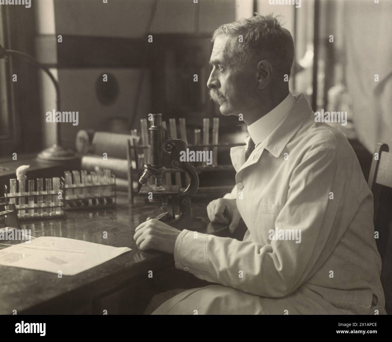 Landsteiner, Charles (1868-1943), 1930 - 19300101 PD8209 - Rechteinfo: Rights Managed (RM) Stockfoto