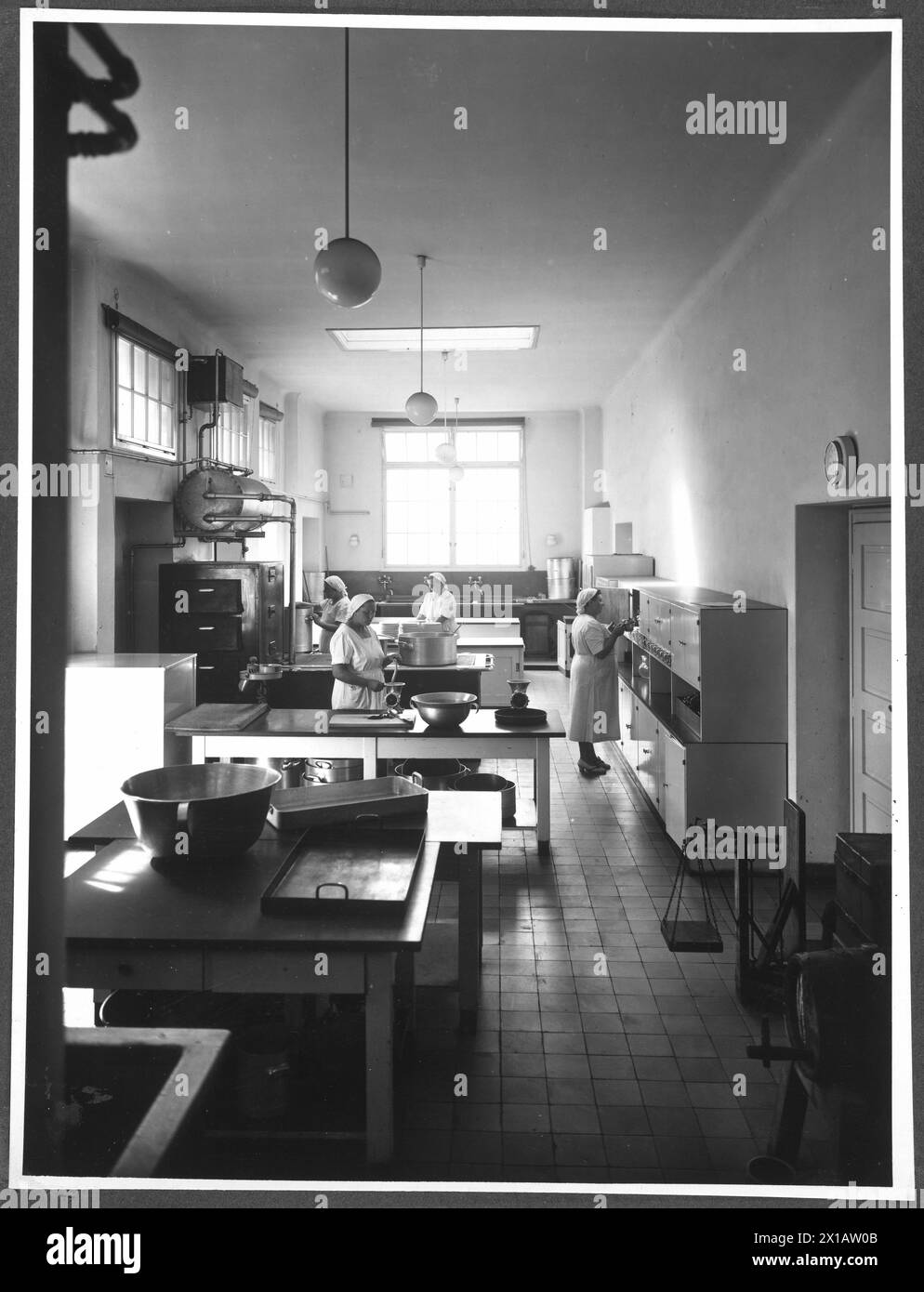 Wien 22, Smolagasse (Smola Alley) 1, Stadlauer Mälzerei. Küche: Perspektive, 1940 - 19400101 PD4055 - Rechteinfo: Rights Managed (RM) Stockfoto