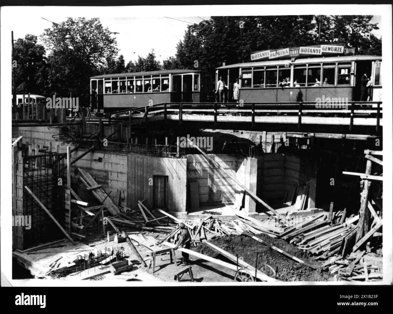 Bau der Bellaria-Unterführung, 1960 - 19600101 PD4359 - Rechteinfo: Rights Managed (RM) Stockfoto