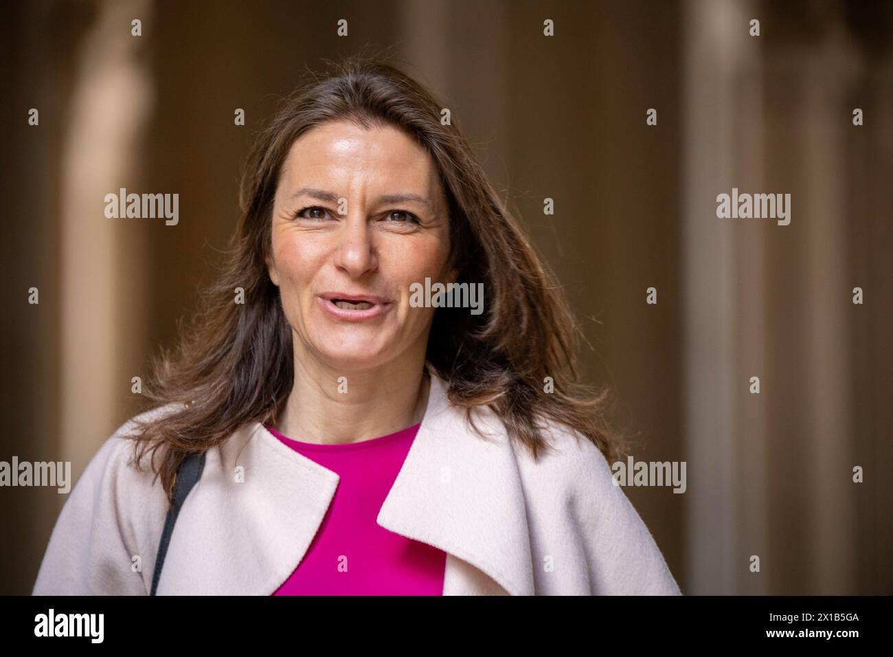 London, Großbritannien. April 2024. Lucy Frazer, Kulturministerin, kommt zu einer Kabinettssitzung in der Downing Street 10 London. Quelle: Ian Davidson/Alamy Live News Stockfoto