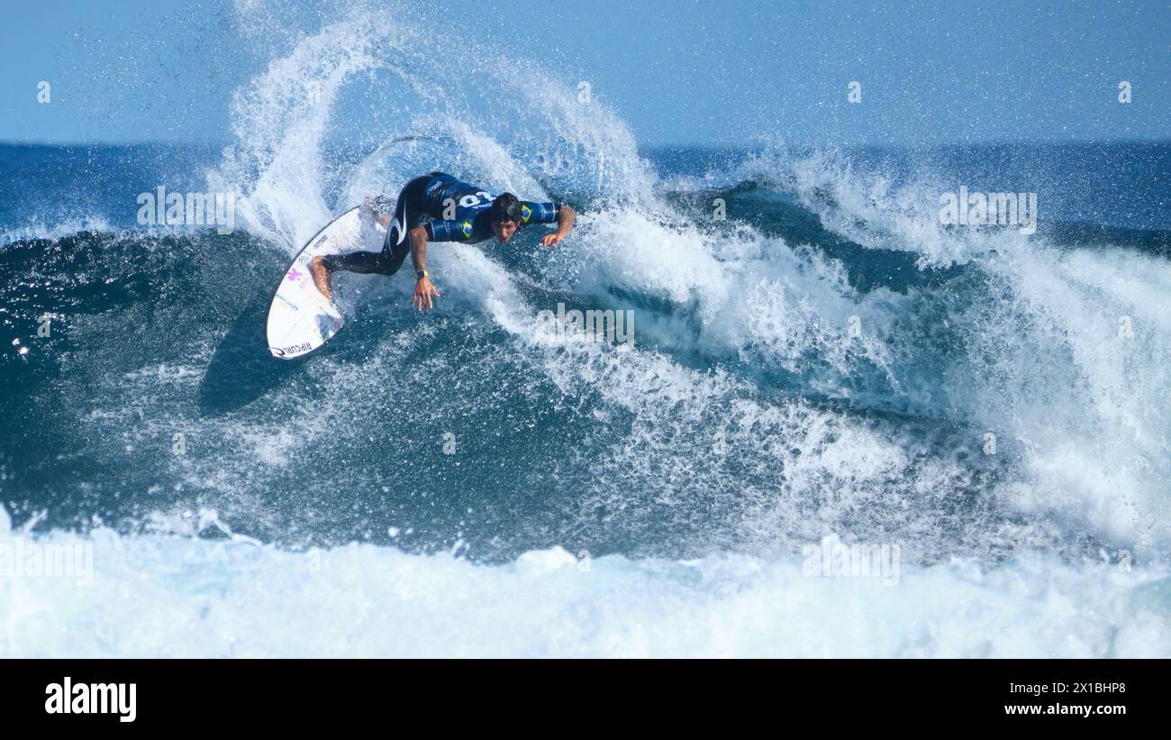 Der brasilianische Profi-Surfer Gabriel Medina tritt 2024 beim Margaret River Pro Surf Event in Surfer's Point, Prevelly, Western Australia an. Stockfoto