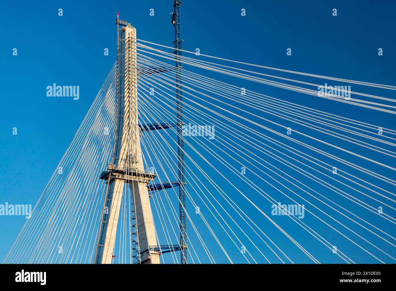 Detroit, Michigan, USA. April 2024. Bau der Gordie Howe International Bridge. Die Brücke wird Detroit mit Windsor, Ontario, über den Detroit River verbinden. Quelle: Jim West/Alamy Live News Stockfoto