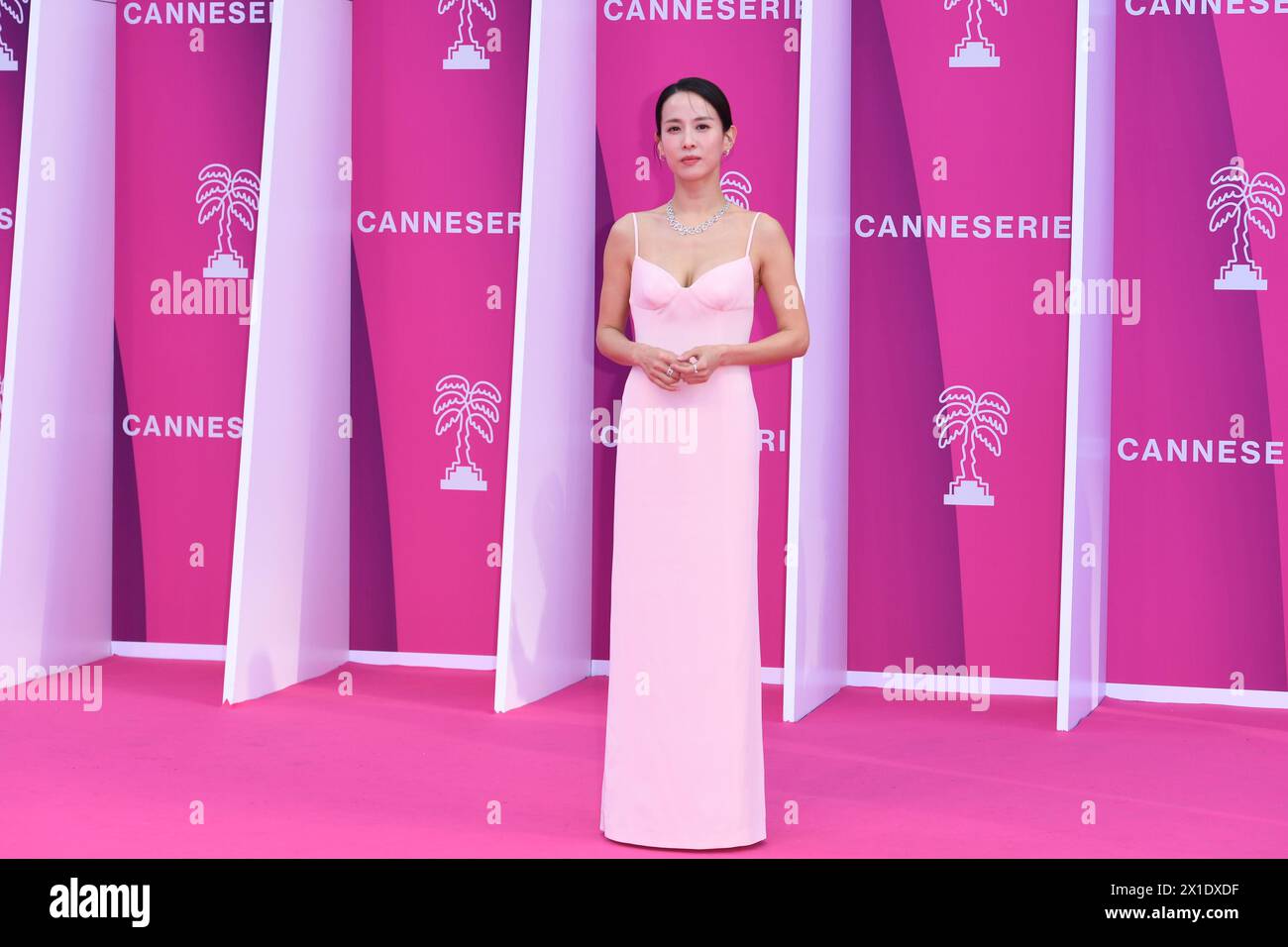 CANNES, FRANKREICH - 9. APRIL: CCho Yeo-jeong, Teilnahme am Pink Carpet Maxima am fünften Tag des 7. Canneseries International Festivals am 9. April 2024 Stockfoto