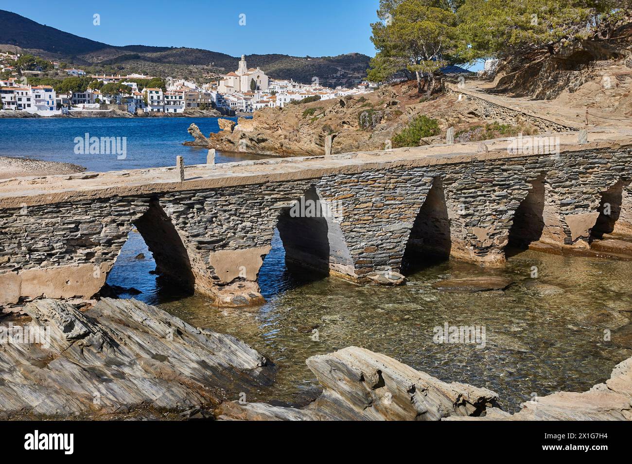 Malerisches mediterranes Dorf Cadaques. Costa Brava, Girona. Spanien Stockfoto