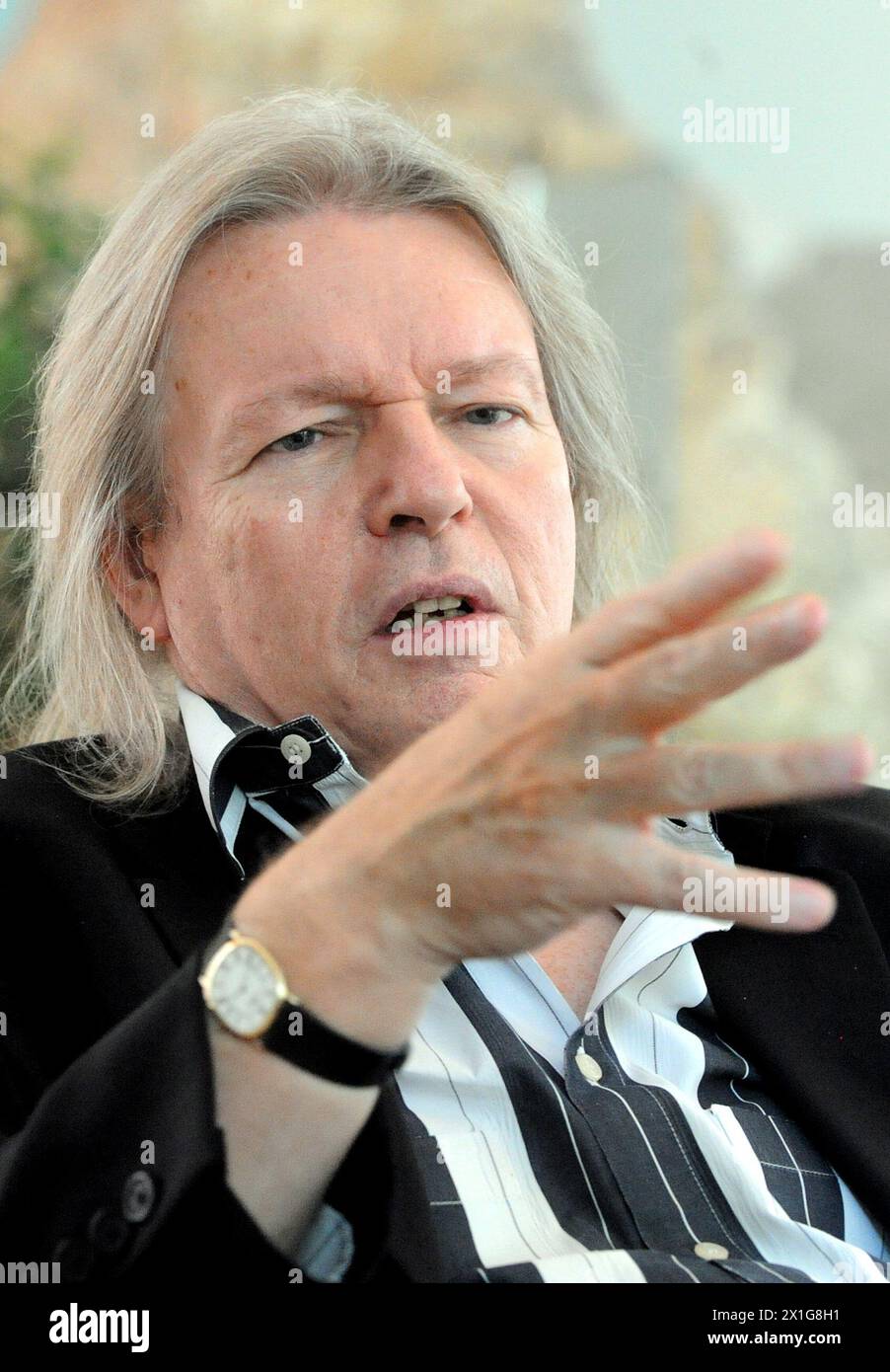 Der britische Autor Christopher Hampton im Interview in Wien am 7. Oktober 2009. - 20091007 PD3062 - Rechteinfo: Rights Managed (RM) Stockfoto