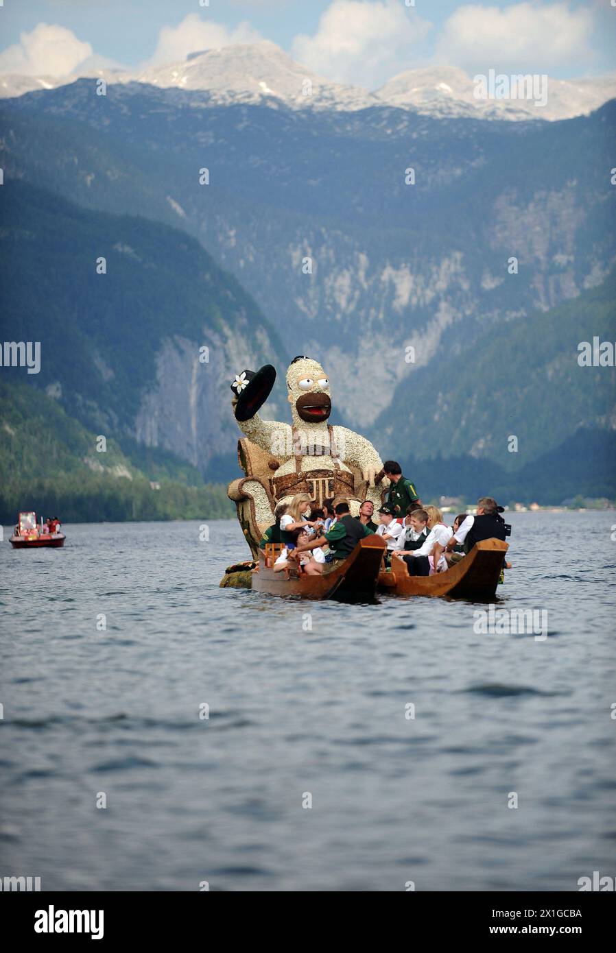 Ab dem 3-5. Juni 2011 findet in Bad Aussee und Grundlsee das traditionelle Narzissenfest statt. Im Bild: Teilnehmer der Parade am 5. Juni 2011. - 20110605_PD0732 - Rechteinfo: Rechte verwaltet (RM) Stockfoto